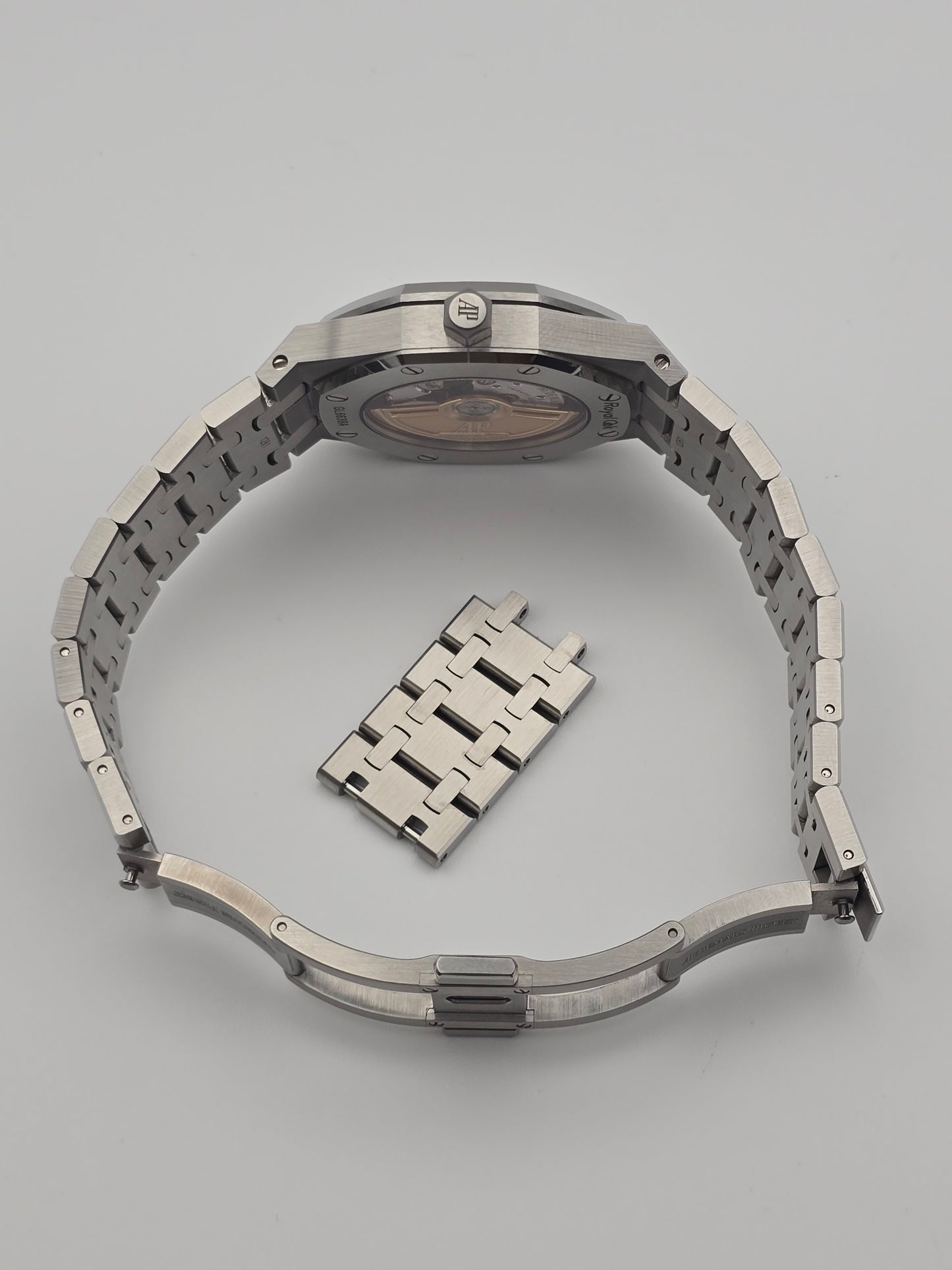 Audemars Piguet Royal Oak 77350ST.OO.1261ST.01 '34MM White Dial'
