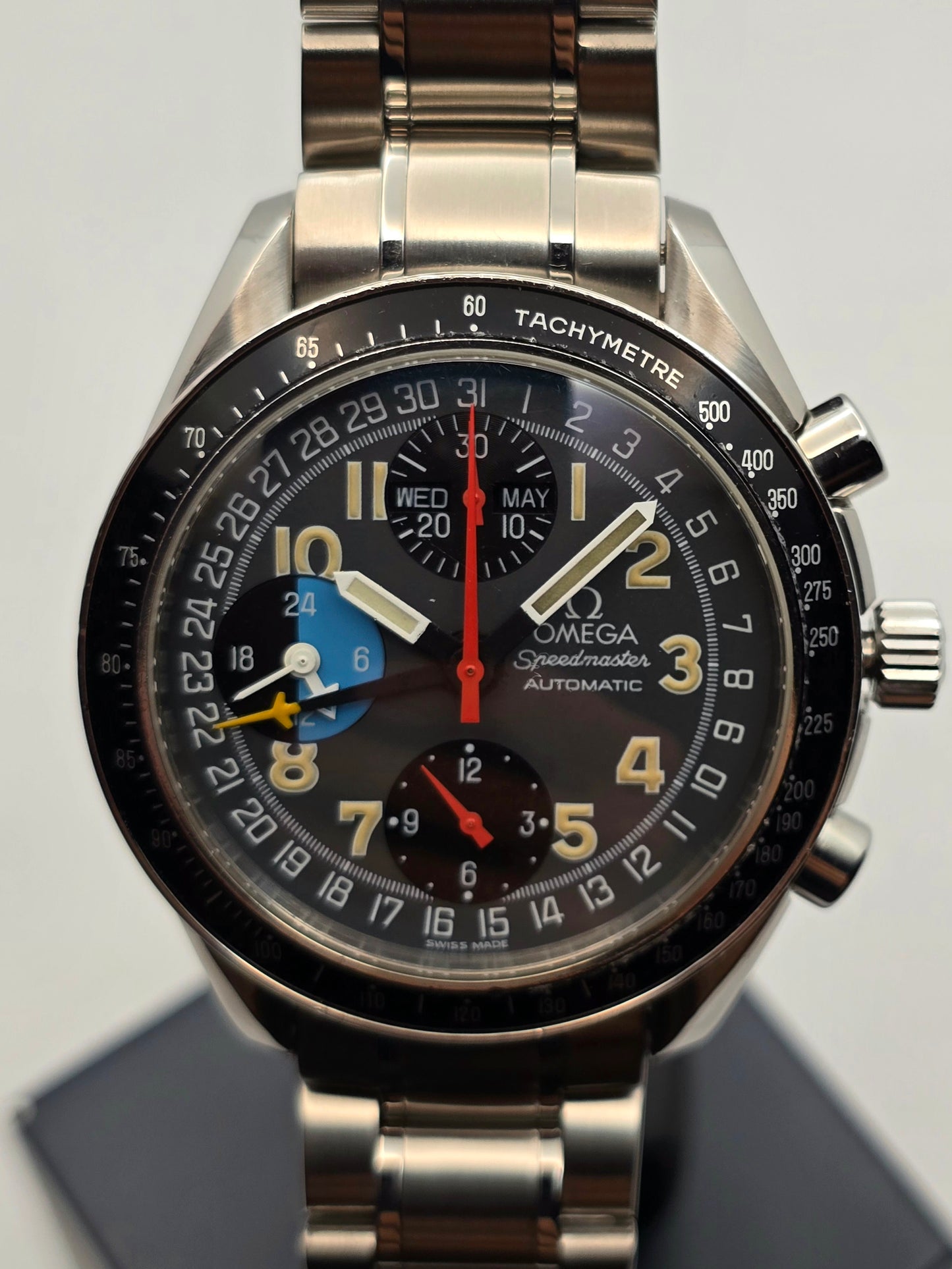 Omega Speedmaster Mk40 3820.53 'Day-Date Color Splash'