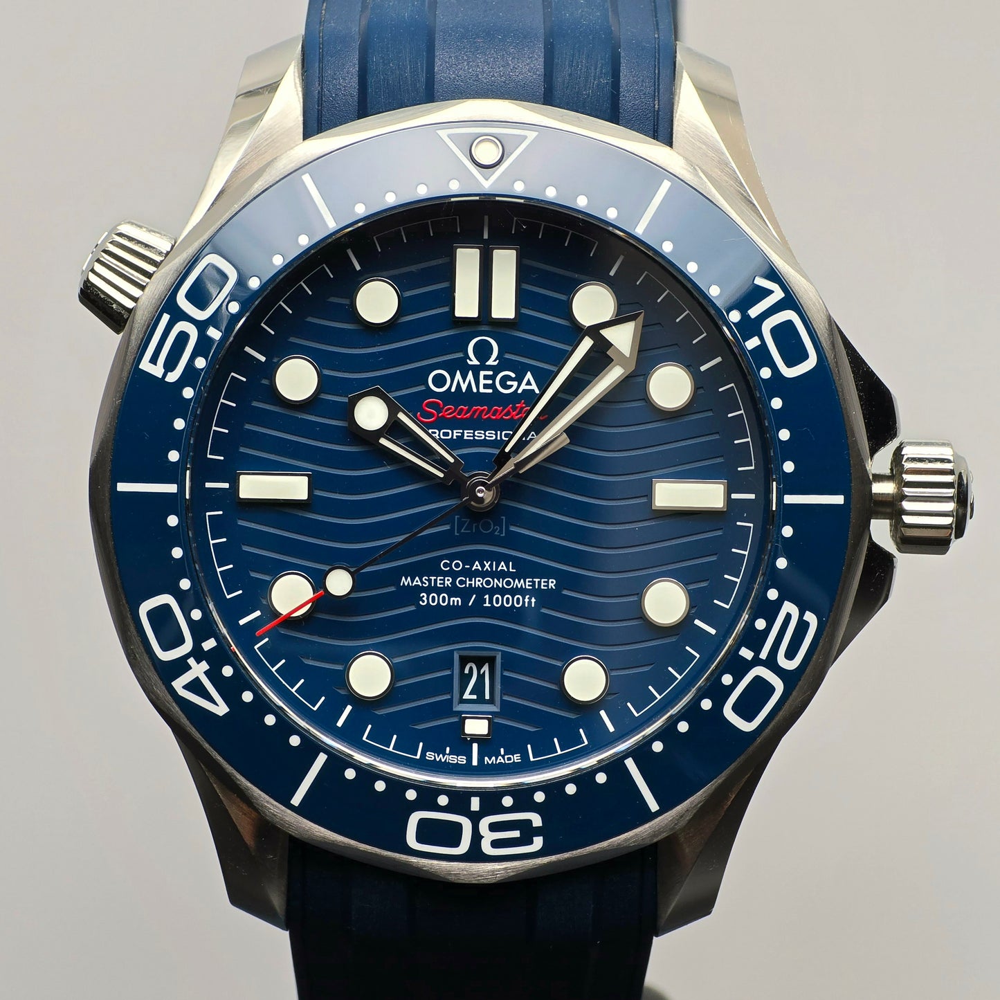 Omega Seamaster Diver 300M 210.32.42.20.03.001 Wave Dial