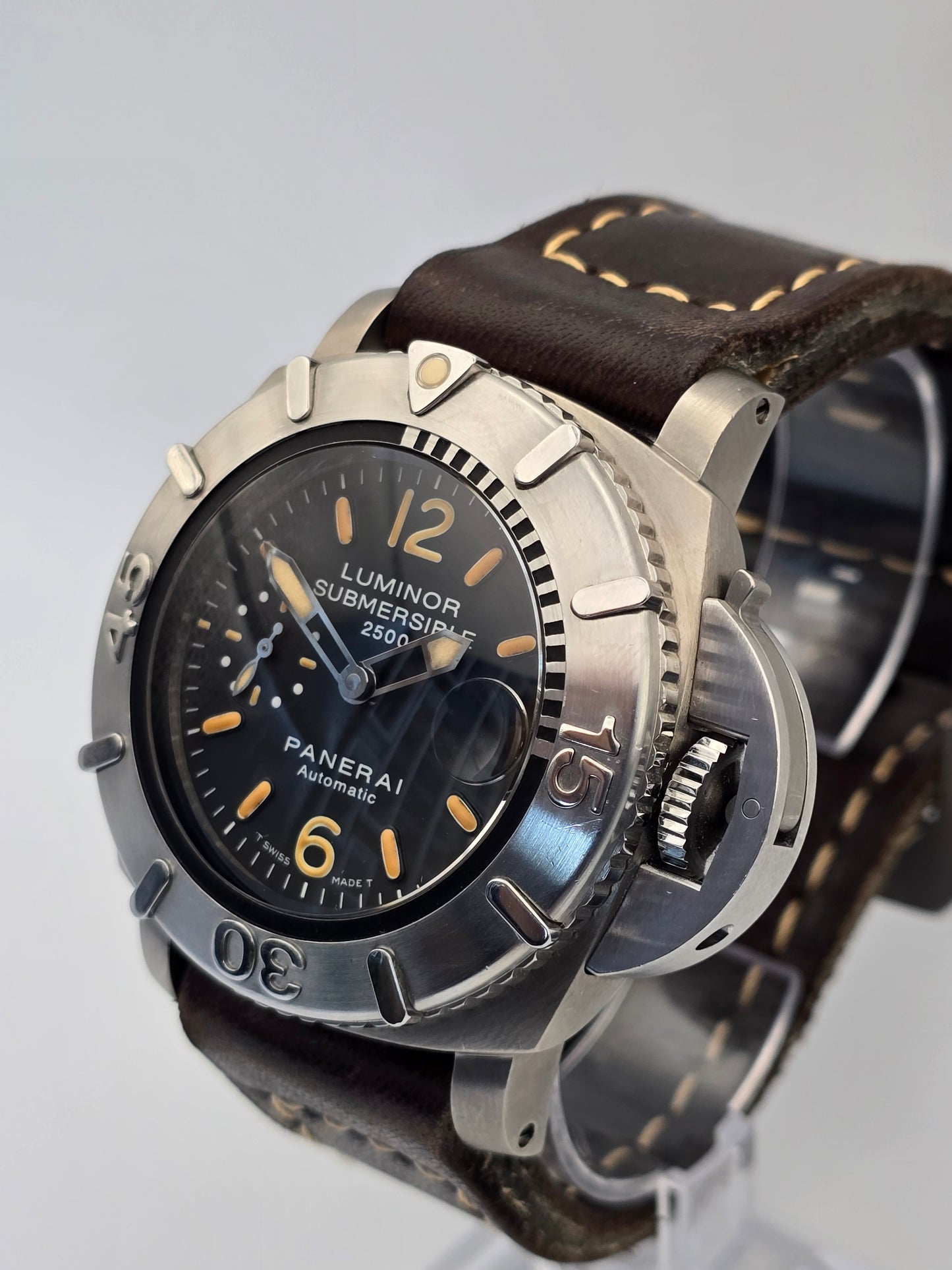 PANERAI LUMINOR SUBMERSIBLE PAM00194 2500M