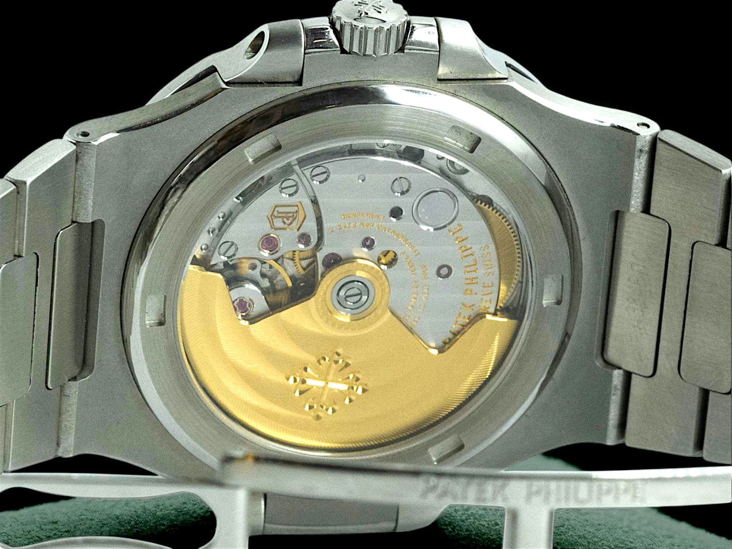 Patek Philippe Nautilus ICONIC Discontinued Genta Design Grail BLUE Sports Watch 5711/1A-010 (Nautilus Steel 40mm)
