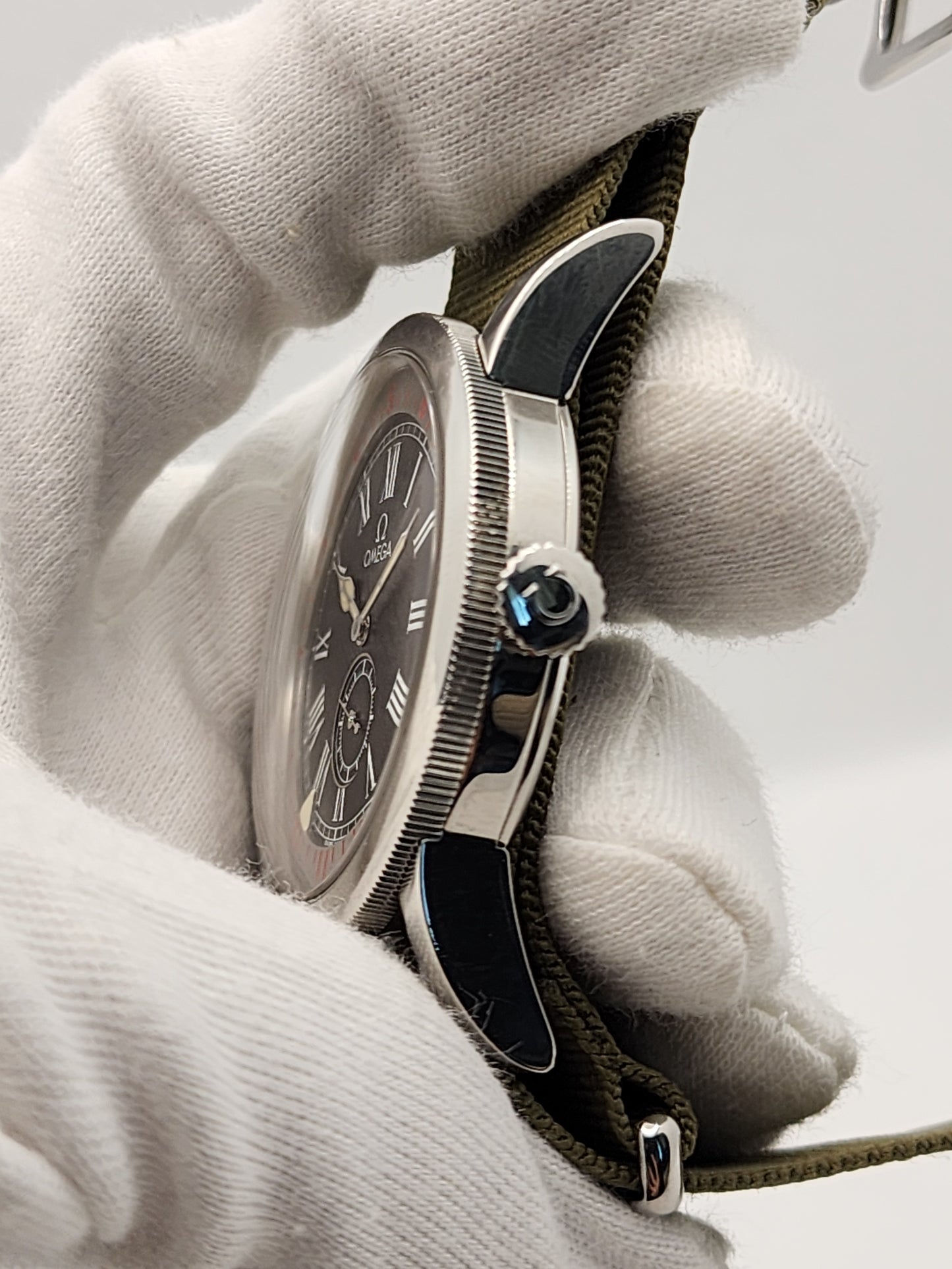 Omega Museum Collection 1941 Officer’s Chronograph No.9