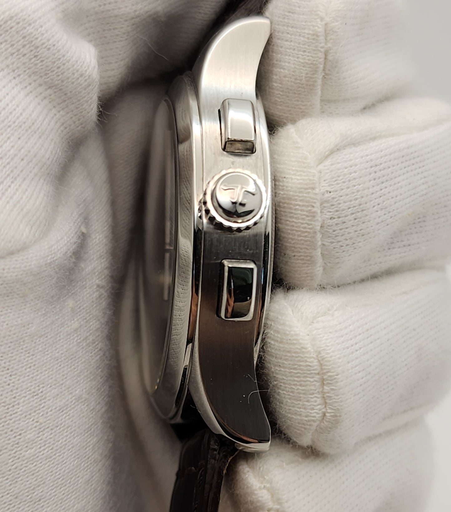 Jaeger-LeCoultre Master Control Chronograph Q1538530 Classic "Aston Martin" Special Edition