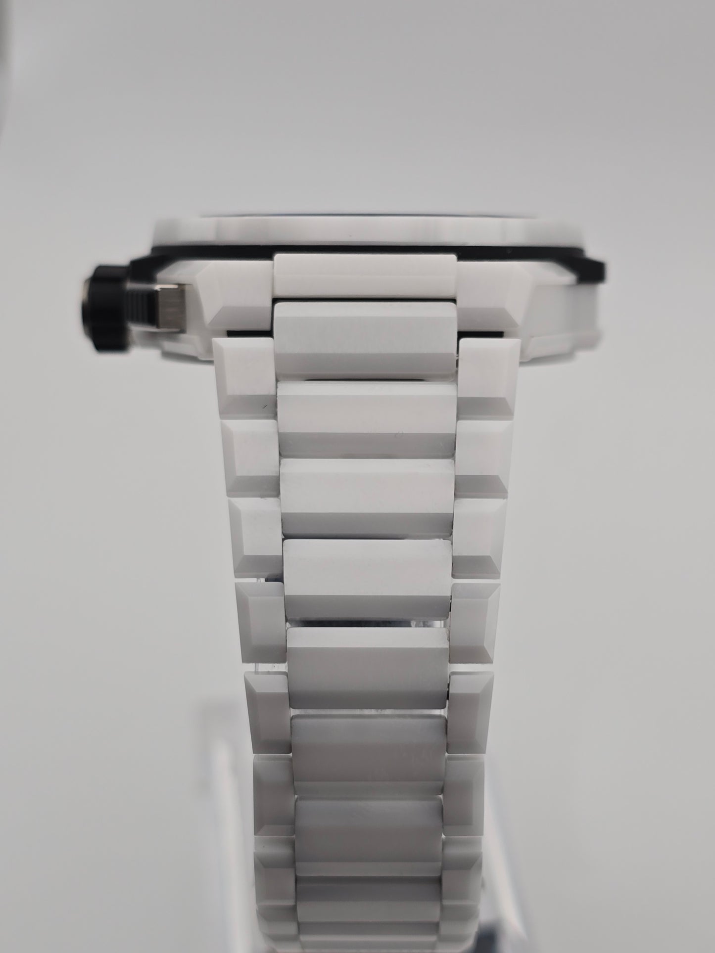 Hublot Big Bang 451.HX.1123.HX White Integral Skeleton Dial
