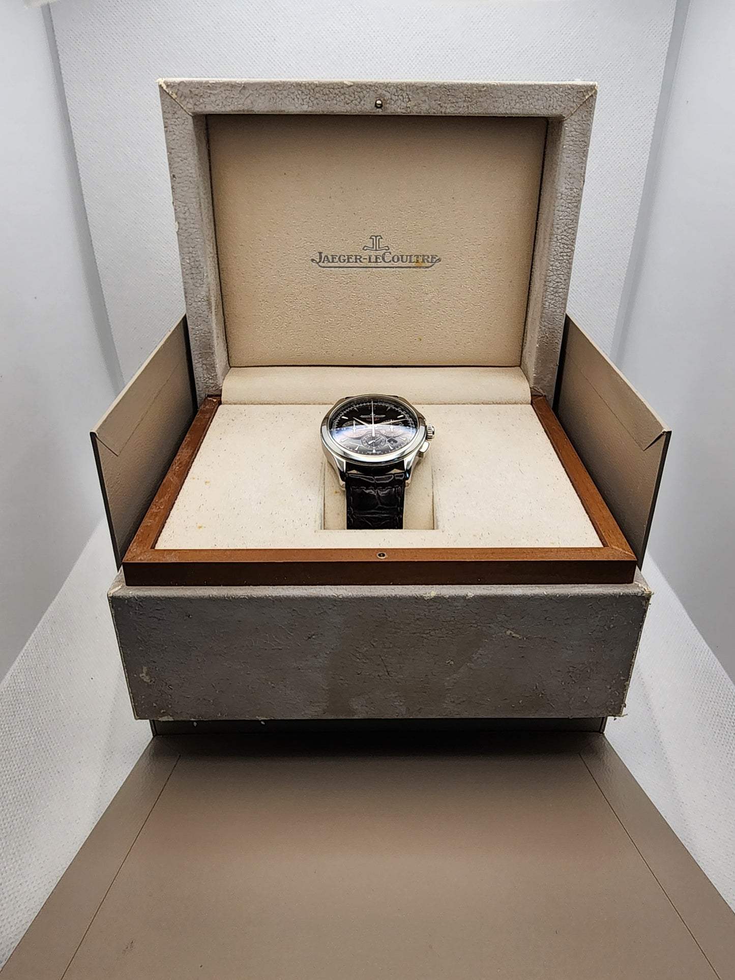 Jaeger-LeCoultre Master Control Chronograph Q1538530 Classic "Aston Martin" Special Edition