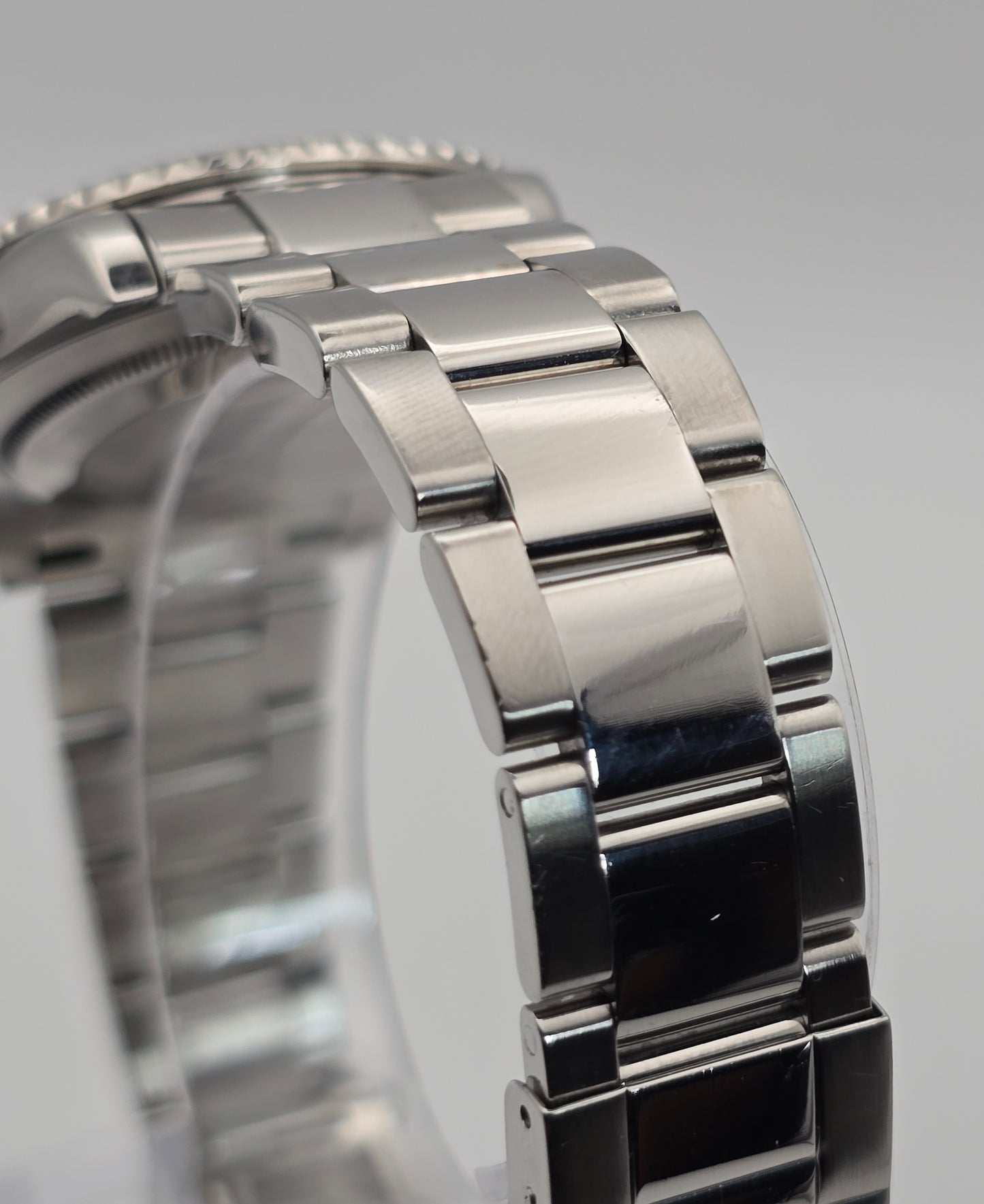 Rolex Yacht-Master 16622 ‘Platinum Bezel’ Buying Guide