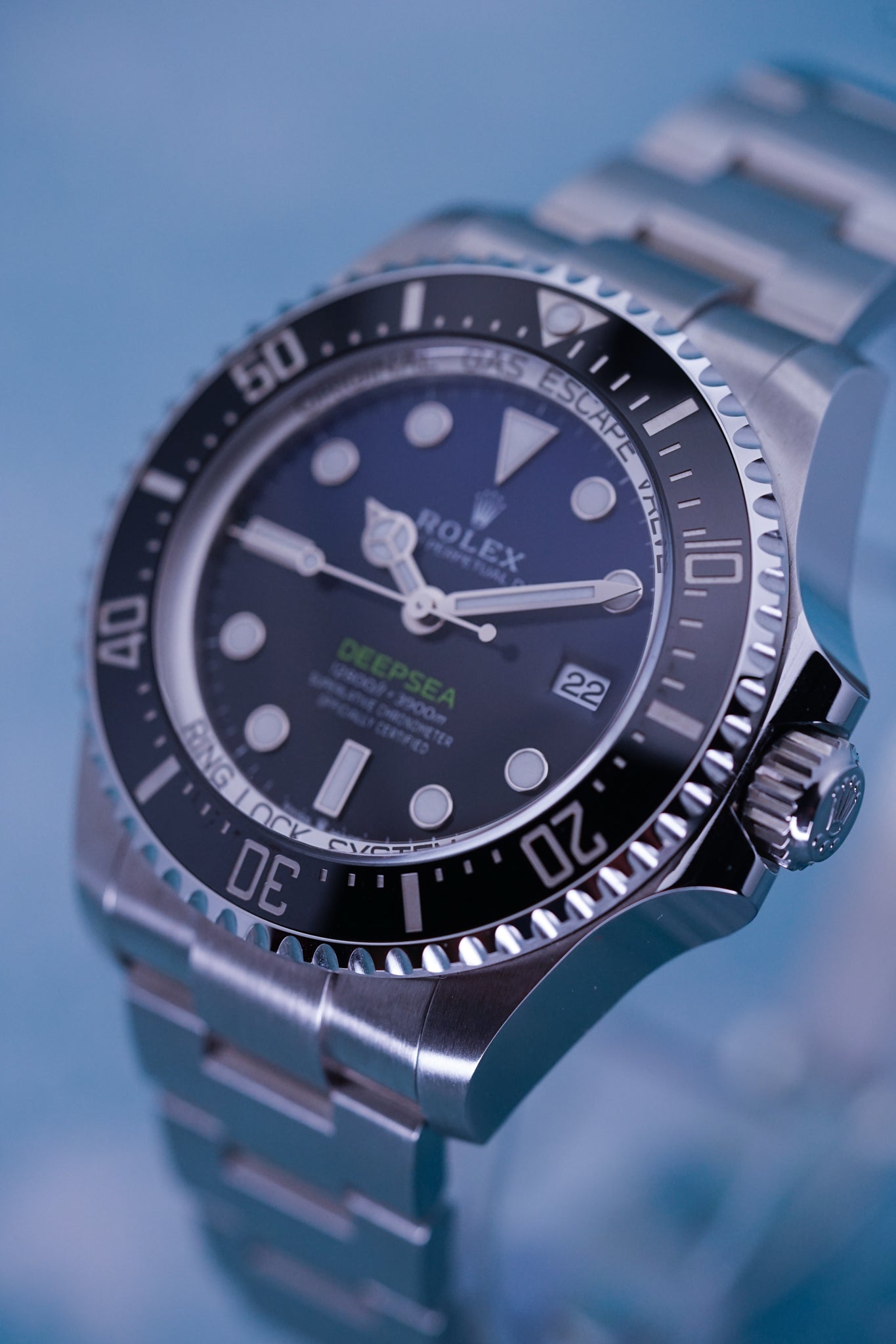 Rolex Deepsea Sea-Dweller 136660 "James Cameron" BRAND NEW COMPLETE SET