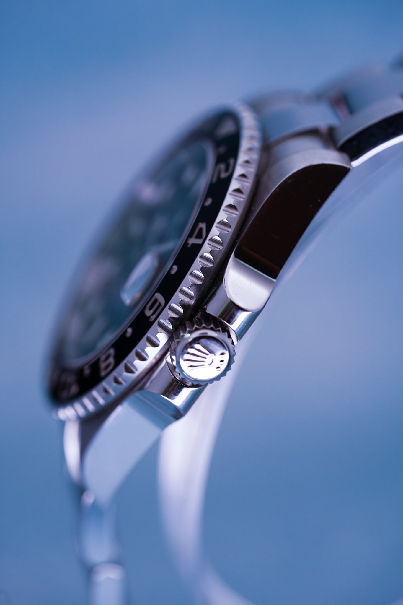 Rolex GMT-Master II 116710LN – Perfect for globetrotters and for those with loved ones in a different timezone