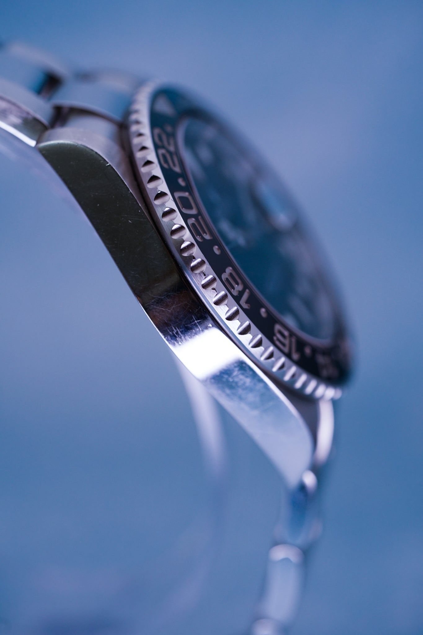 Rolex GMT-Master II 116710LN – Perfect for globetrotters and for those with loved ones in a different timezone