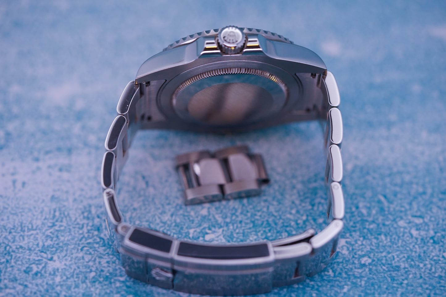 Rolex GMT-Master II BRUCE WAYNE 116710LN – Versatility and Timeless Precision