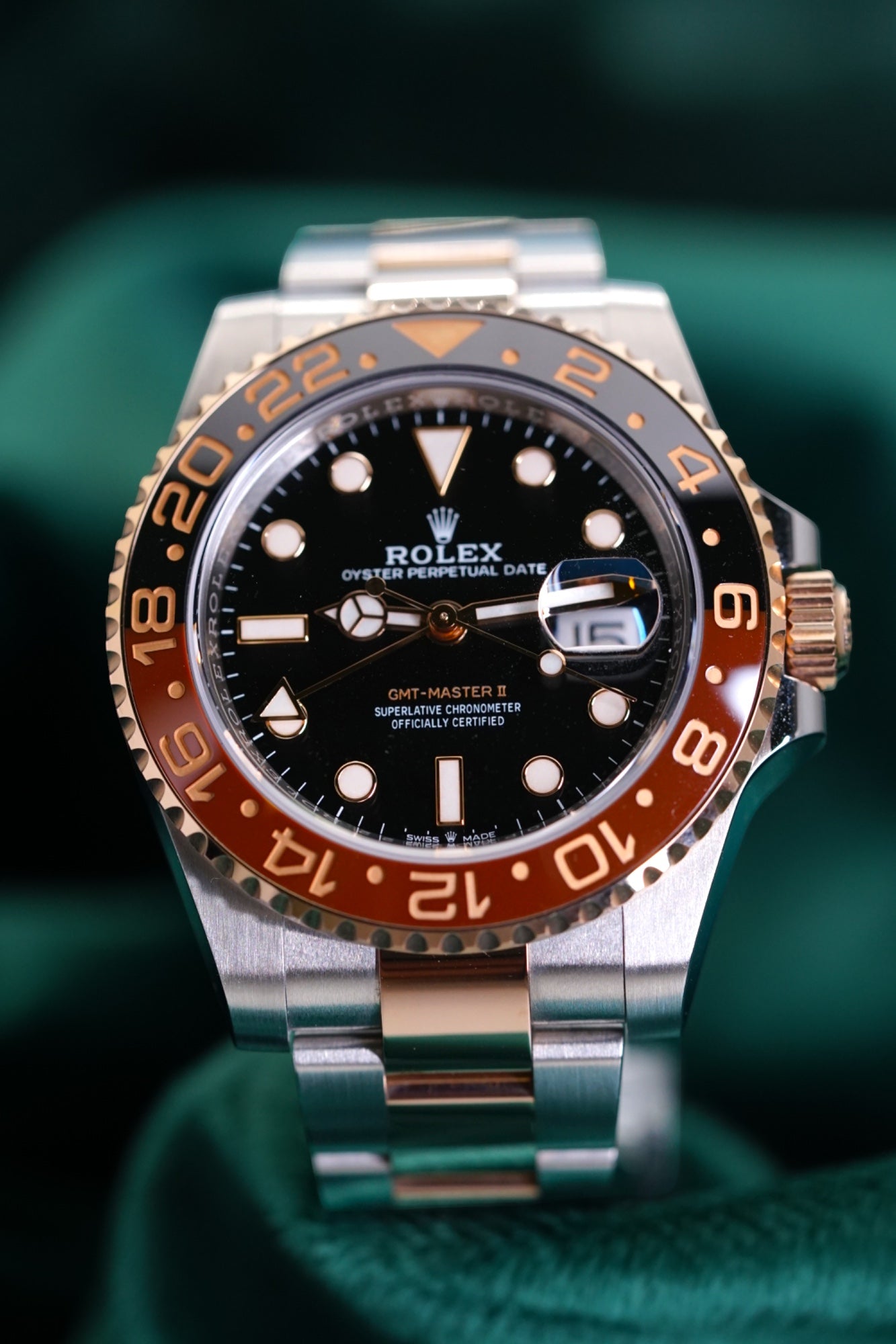 Rolex GMT-Master II Root Beer (Reference 126711CHNR) | a 40mm rose gold stainless steel automatic wristwatch with date and dual time| Full Set Two-Tone Everose Gold