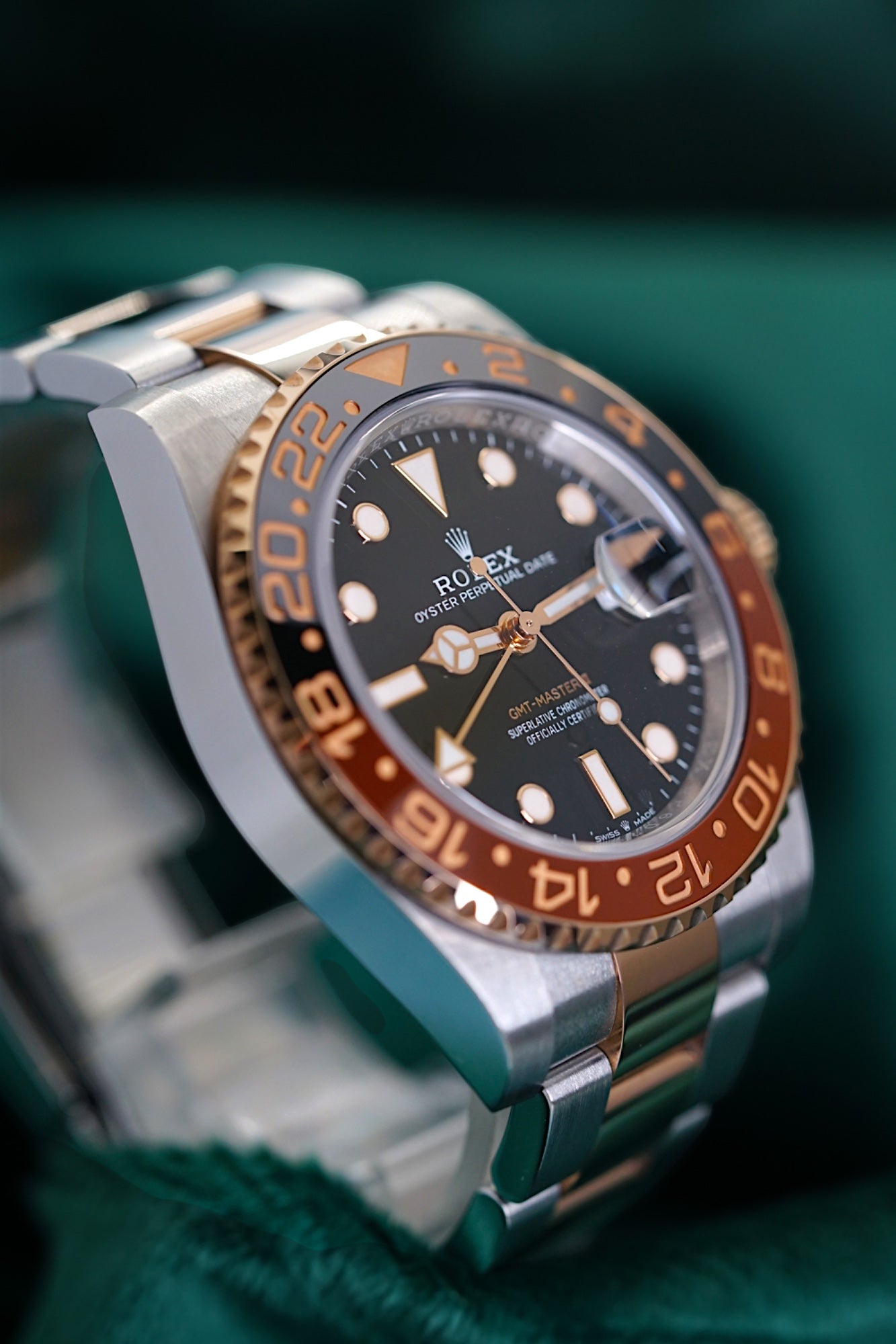 Rolex GMT-Master II Root Beer (Reference 126711CHNR) | a 40mm rose gold stainless steel automatic wristwatch with date and dual time| Full Set Two-Tone Everose Gold