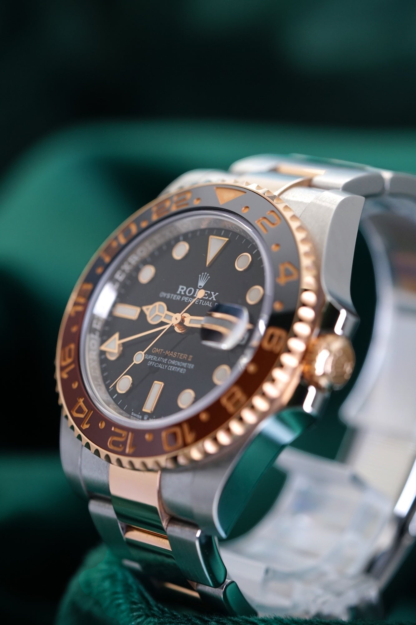 Rolex GMT-Master II Root Beer (Reference 126711CHNR) | a 40mm rose gold stainless steel automatic wristwatch with date and dual time| Full Set Two-Tone Everose Gold