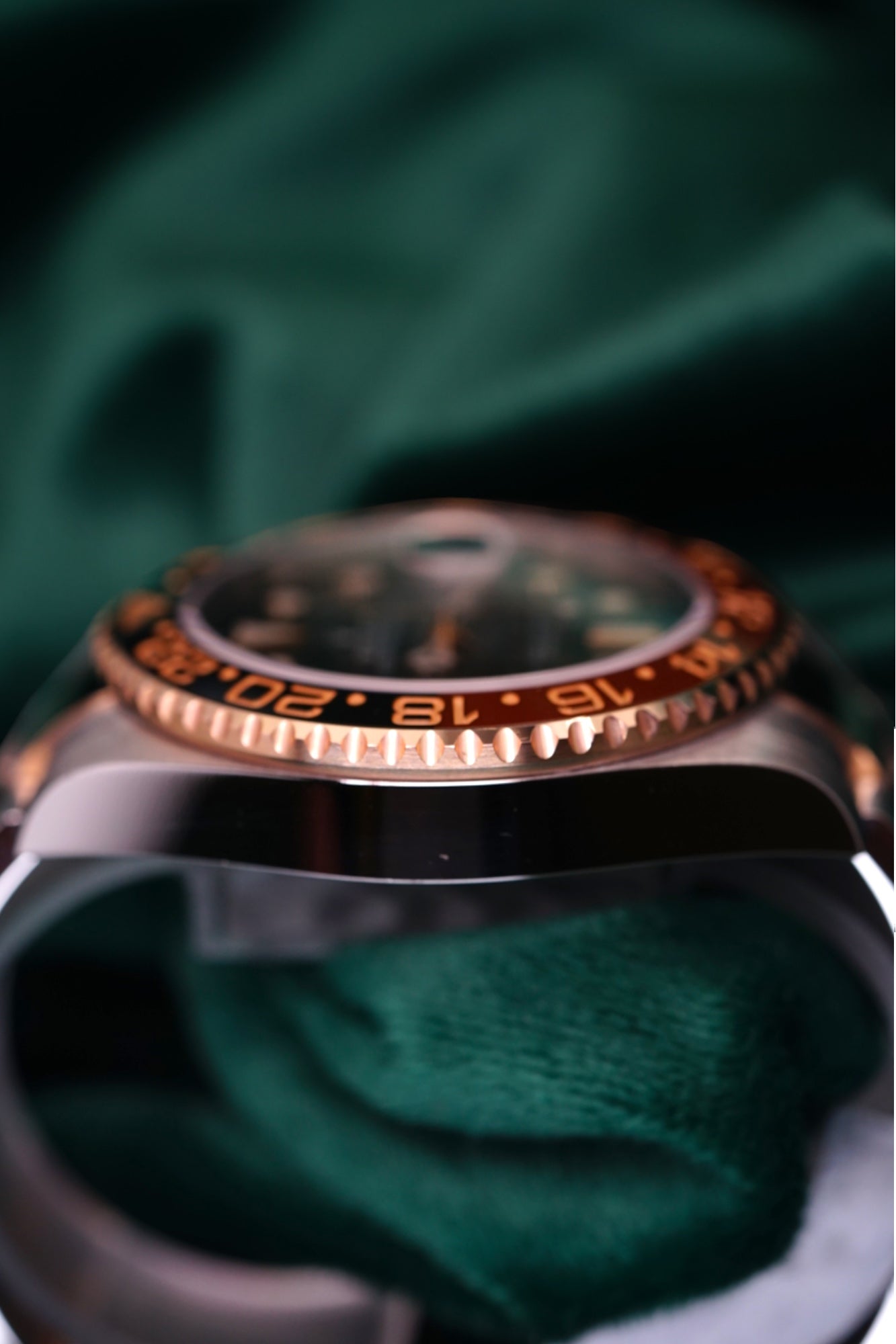 Rolex GMT-Master II Root Beer (Reference 126711CHNR) | a 40mm rose gold stainless steel automatic wristwatch with date and dual time| Full Set Two-Tone Everose Gold