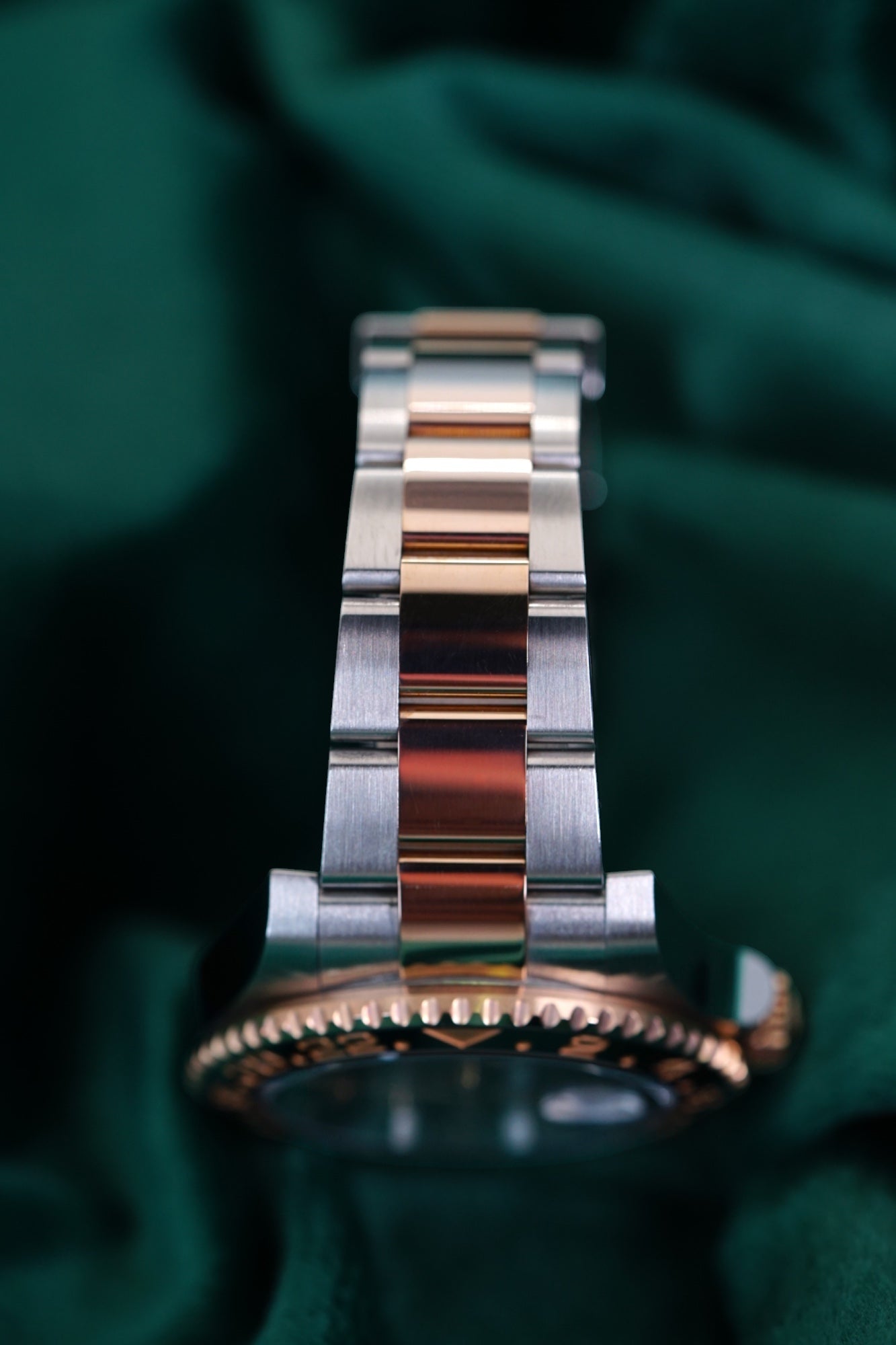 Rolex GMT-Master II Root Beer (Reference 126711CHNR) | a 40mm rose gold stainless steel automatic wristwatch with date and dual time| Full Set Two-Tone Everose Gold