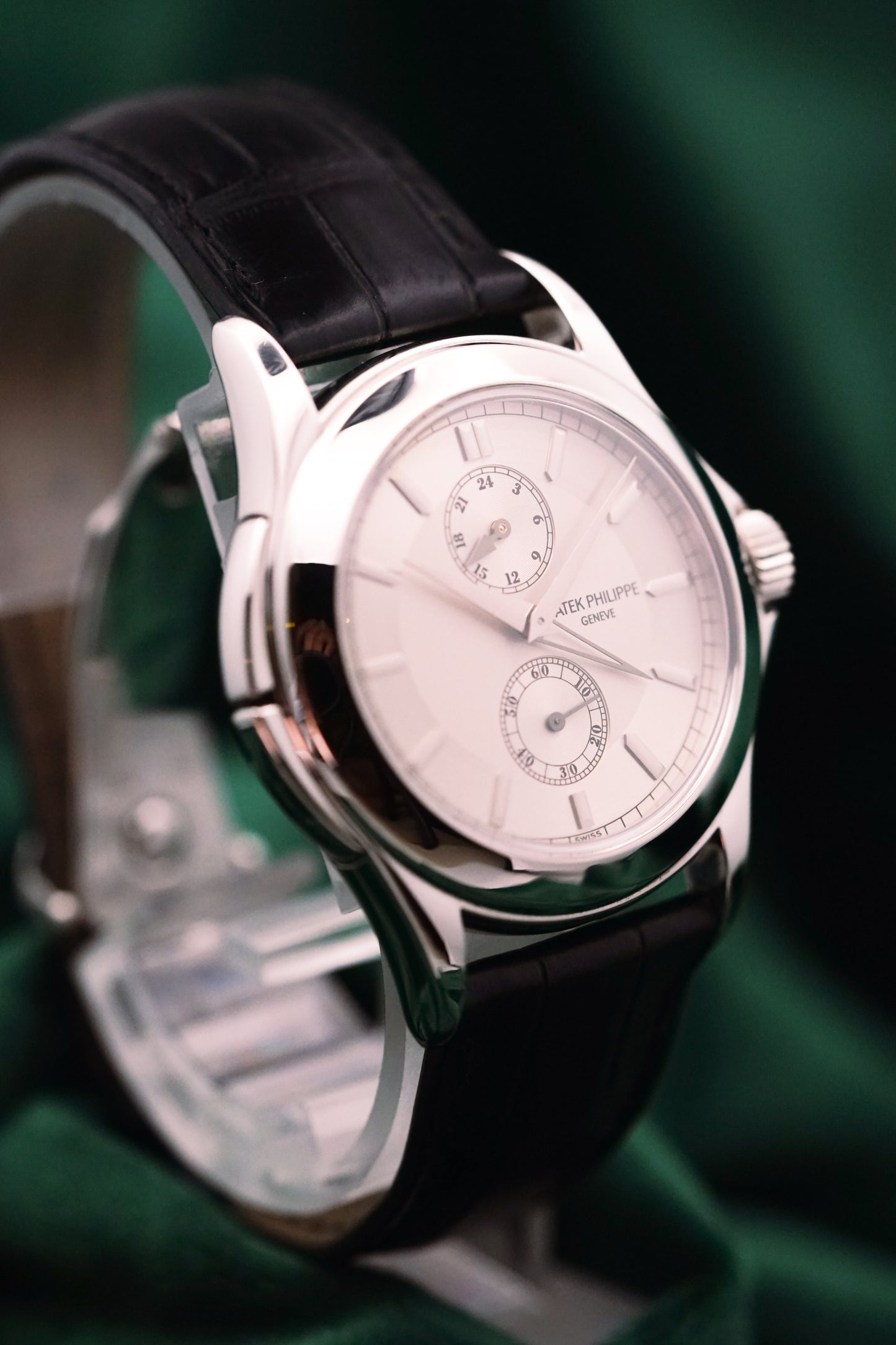 PATEK PHILIPPE CALATRAVA 5134P TRAVEL TIME – A REFINED GENTS DRESS WATCH