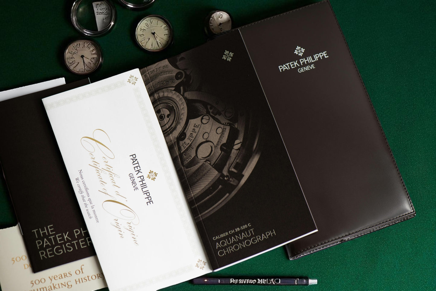 Patek Philippe Aquanaut 5968G-010 Khaki Green | A White Gold Flyback Chronograph timepiece in Full Set