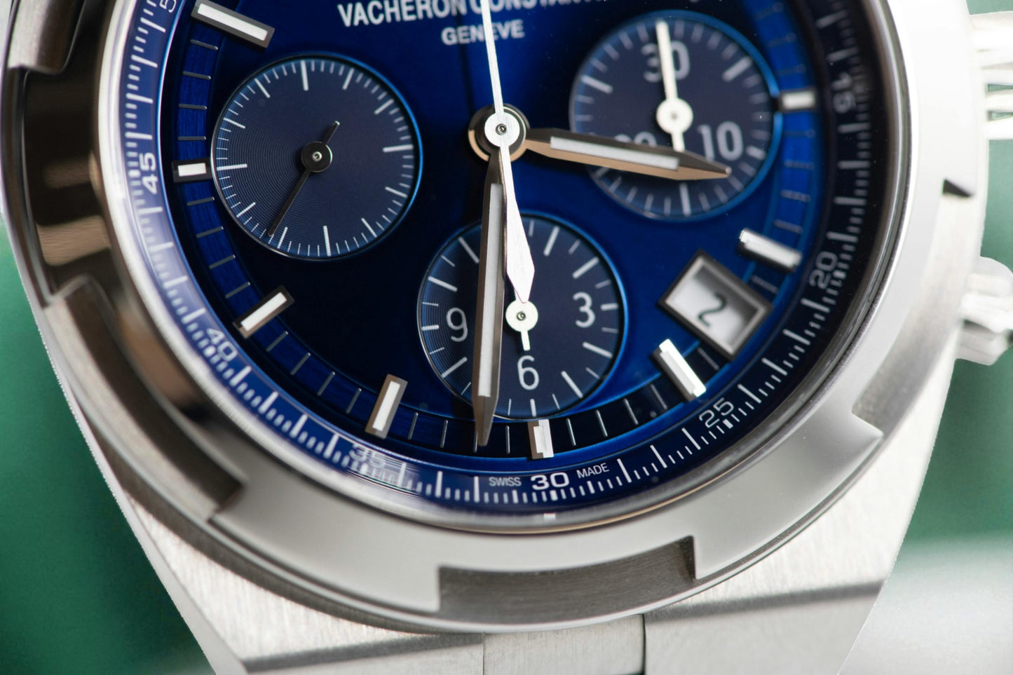 Vacheron Constantin Overseas Chronograph VC Overseas 5500V Blue Dial Chronograph Automatic
