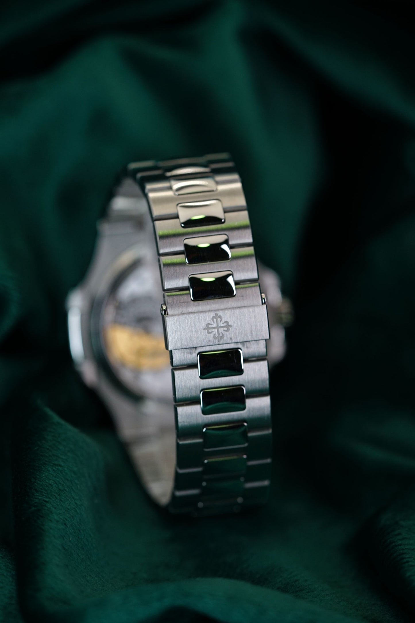 Patek Philippe Nautilus Stainless Steel 5712/1A-001 Discontinued a RARE Moonphase & Date Blue Dial watch in Full Set