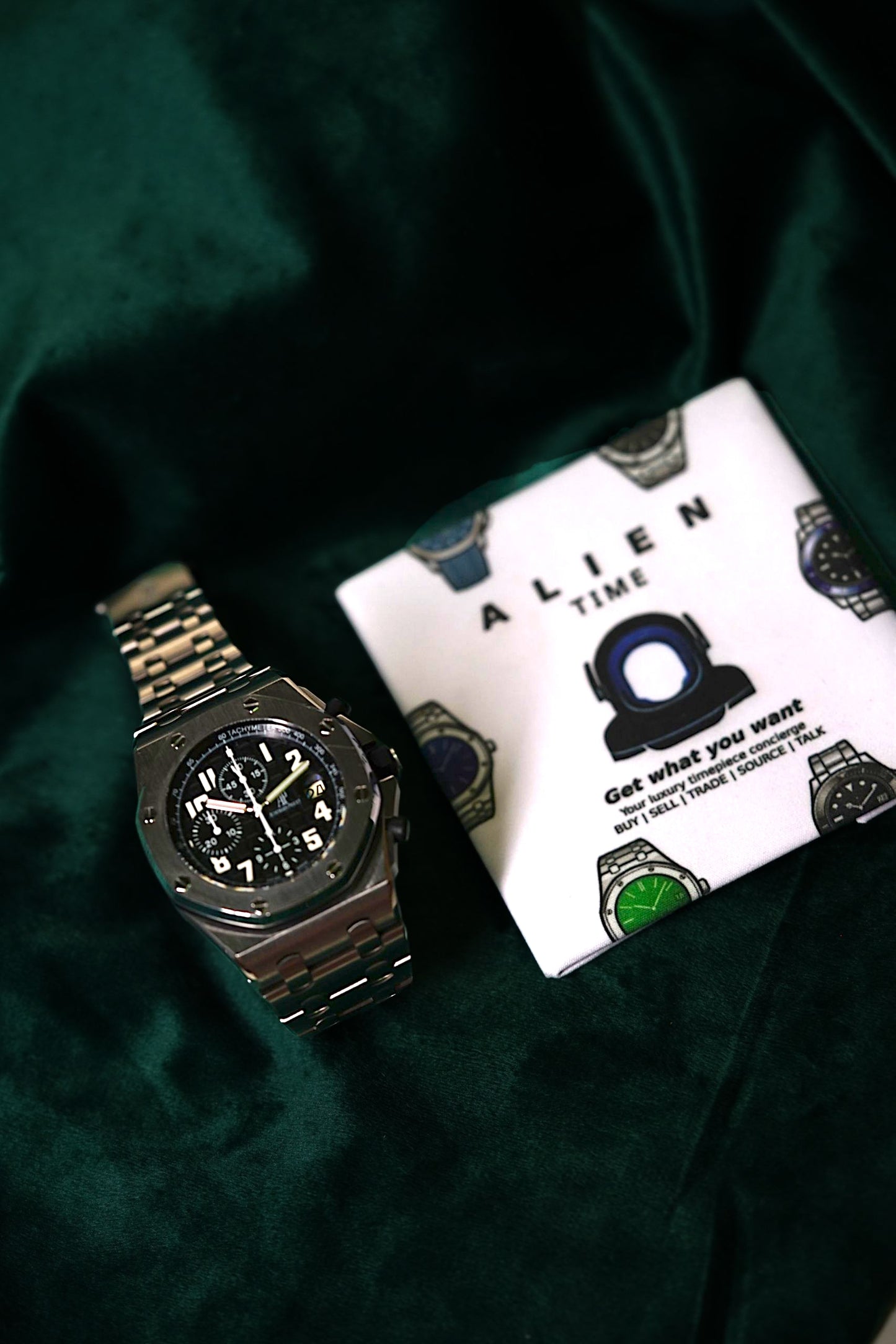 Audemars Piguet Royal Oak Offshore Chronograph Black Offshore | ICONIC 'THE BEAST' Full Set Unpolished 1st Generation Black Theme