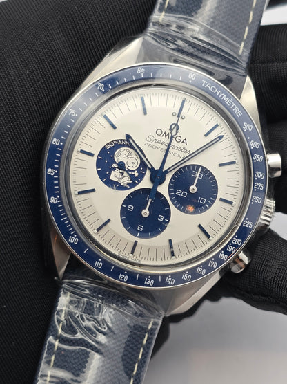 OMEGA Speedmaster Professional Moonwatch Chronograph 310.32.42.50.02.001 "Silver Snoopy Award 50th Anniversary"