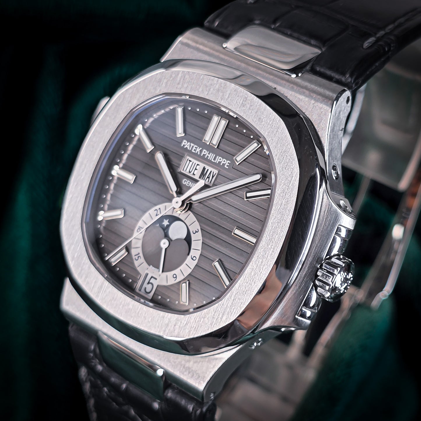 Patek Philippe Nautilus | Ref. 5726A-001 | A Fine Automatic Annual Calendar Wristwatch