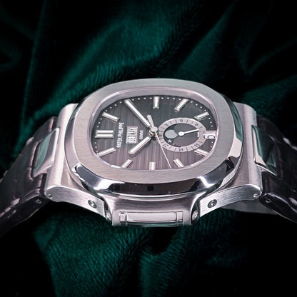 Patek Philippe Nautilus | Ref. 5726A-001 | A Fine Automatic Annual Calendar Wristwatch