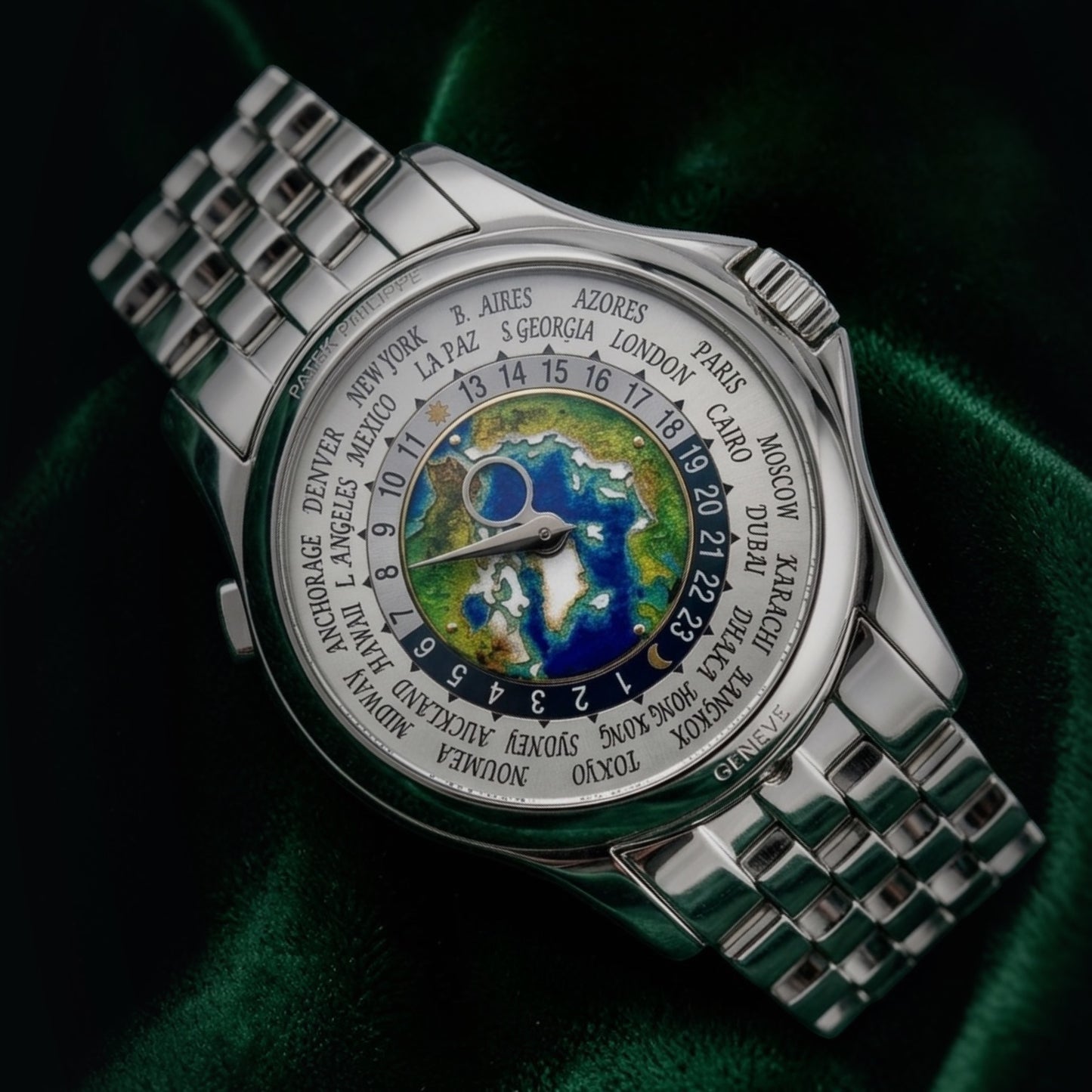 Patek Philippe World Time | Ref 5131/1P | A Cloisonné Enamel Platinum Worldtime Wristwatch