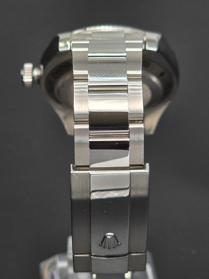 Rolex Milgauss 116400 "Lightning Bolt" White Dial