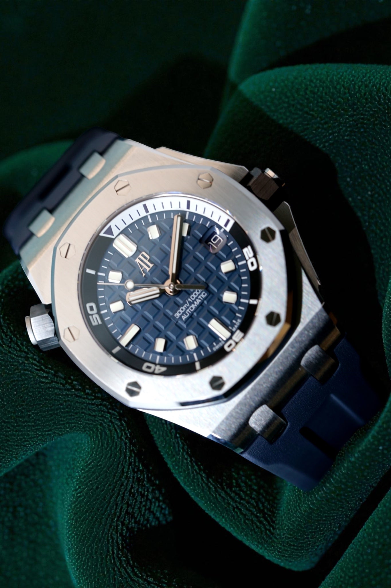 Audemars Piguet Royal Oak Offshore Diver | Reference 15720ST.OO.A027CA.01 | a Stainless Steel Automatic Wristwatch With Date