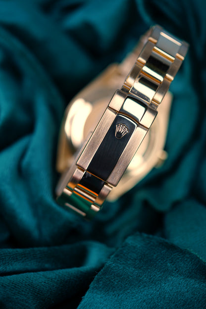 Rolex Sky-dweller 42mm | Reference 326938  | a Yellow Gold Automatic Annual Calendar Dual Time Zone Wristwatch