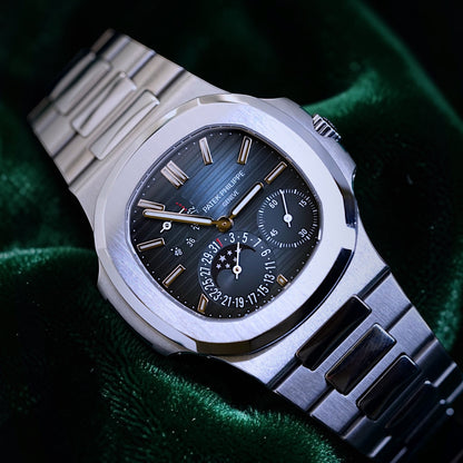 PATEK PHILIPPE NAUTILUS 5712/1A-001 | STEEL | MOONPHASE | DISCONTINUED ICON