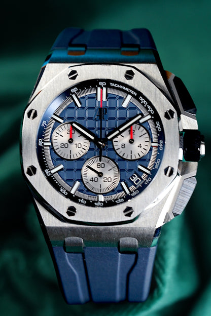 Audemars Piguet Royal Oak Offshore | Ref. 26420TI.OO.A027CA.01 | A 43mm Blue Dial Titanium Chronogaph Wristwatch