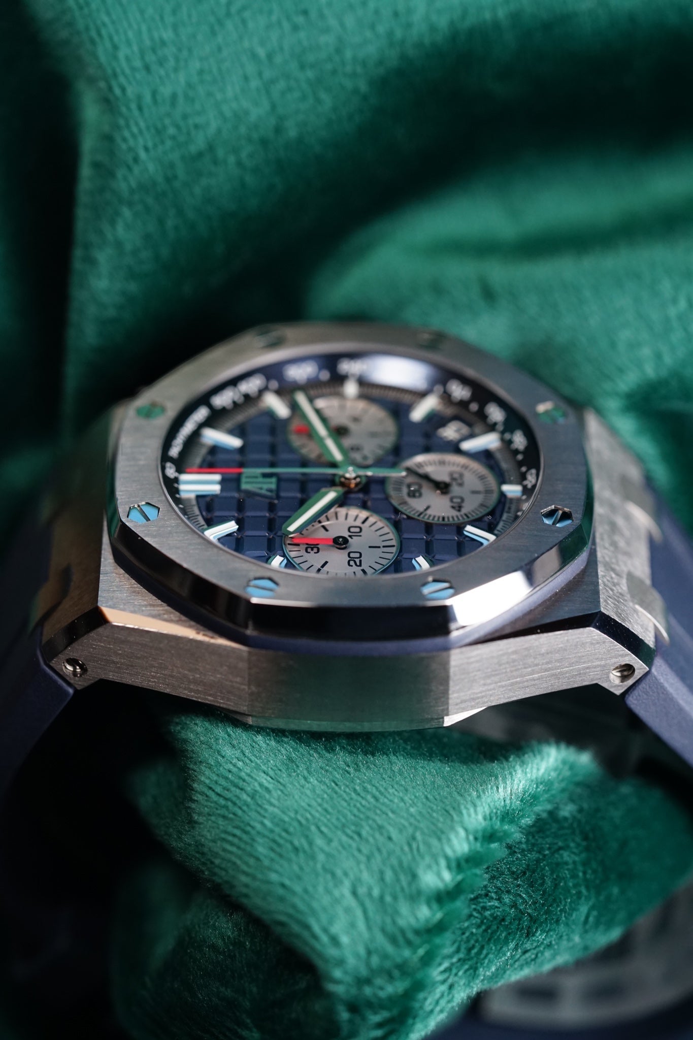 Audemars Piguet Royal Oak Offshore | Ref. 26420TI.OO.A027CA.01 | A 43mm Blue Dial Titanium Chronogaph Wristwatch