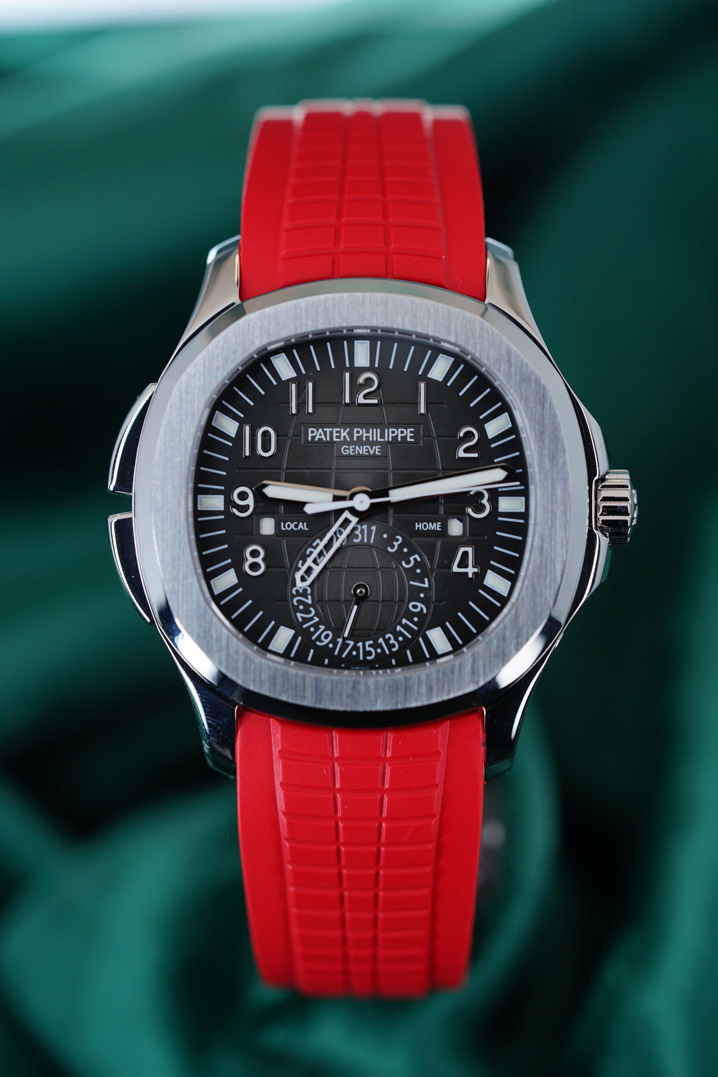 Patek Philippe Aquanaut | Ref 5164A-001 | A 40.8mm Black Steel Automatic Travel Time Wristwatch