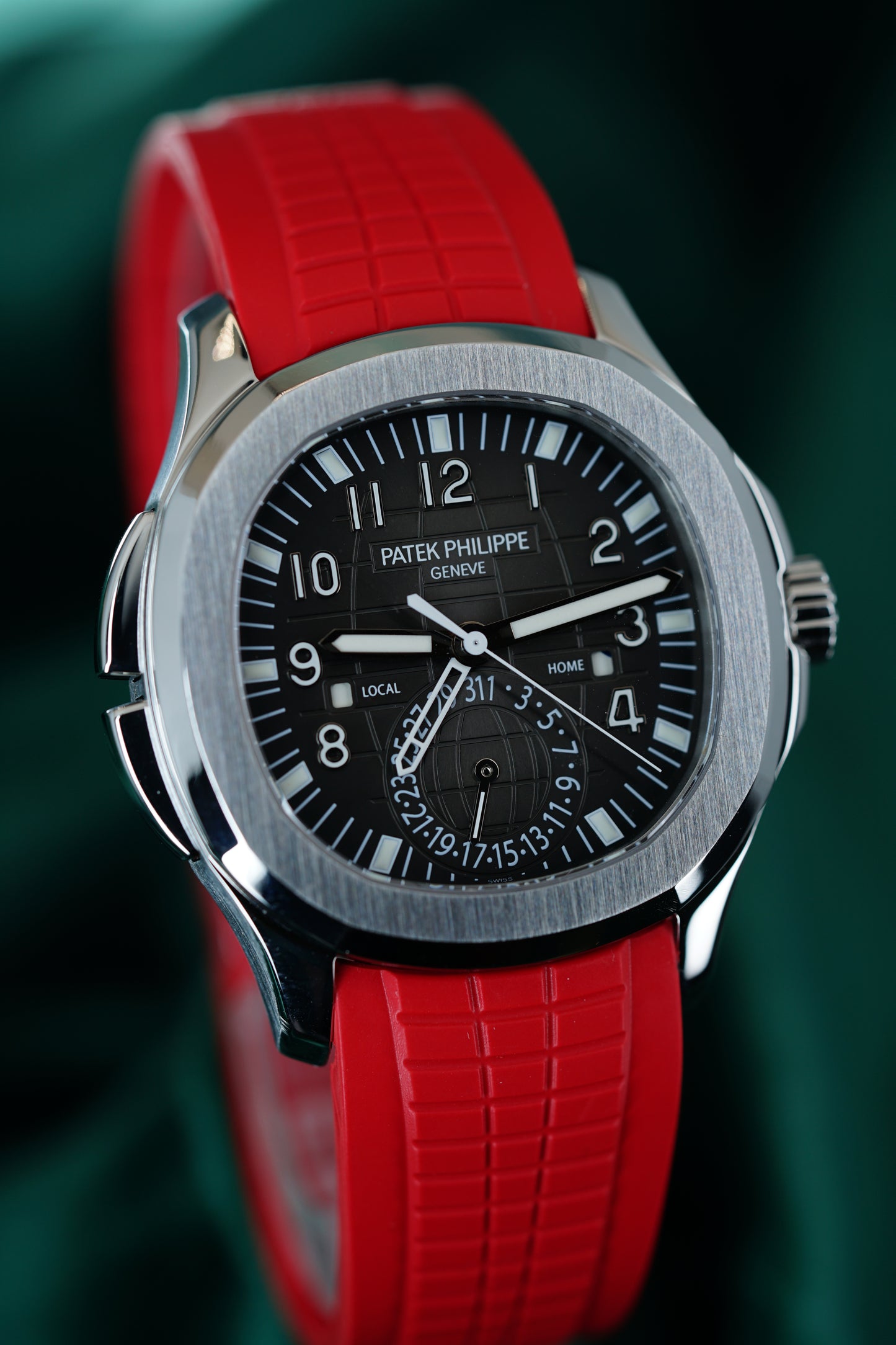 Patek Philippe Aquanaut | Ref 5164A-001 | A 40.8mm Black Steel Automatic Travel Time Wristwatch