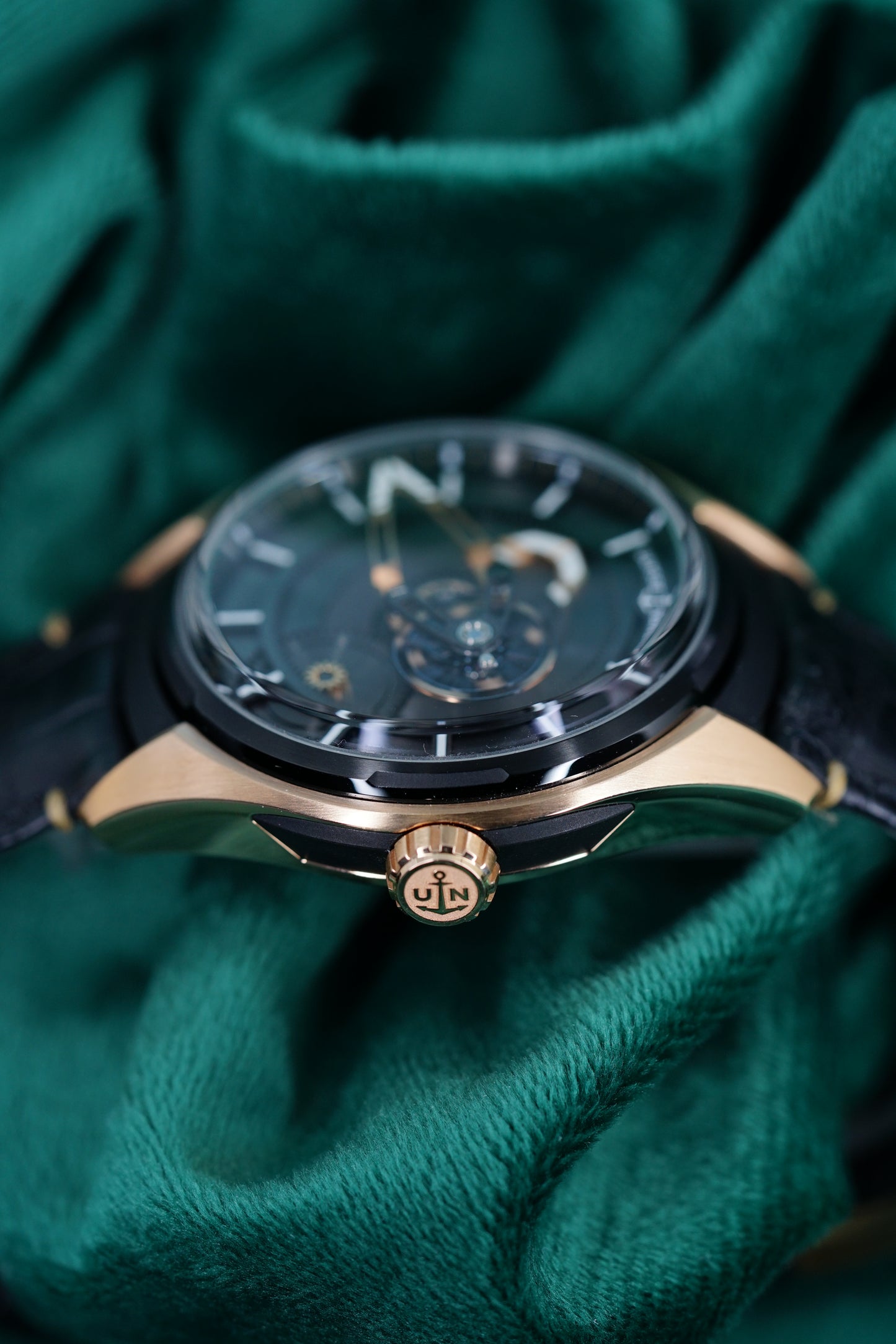 Ulysse Nardin Freak X Rose Gold | Ref 2305-270/02 | A 18k Rose Gold 43mm Openworked Wrist Watch