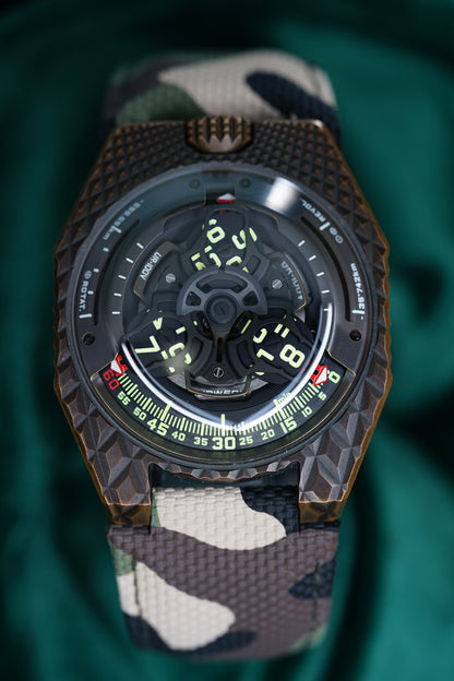 URWERK | Ref UR-100V | A Rare Avant-Garde Orbiting Satellite Bronze "T-Rex" Wristwatch