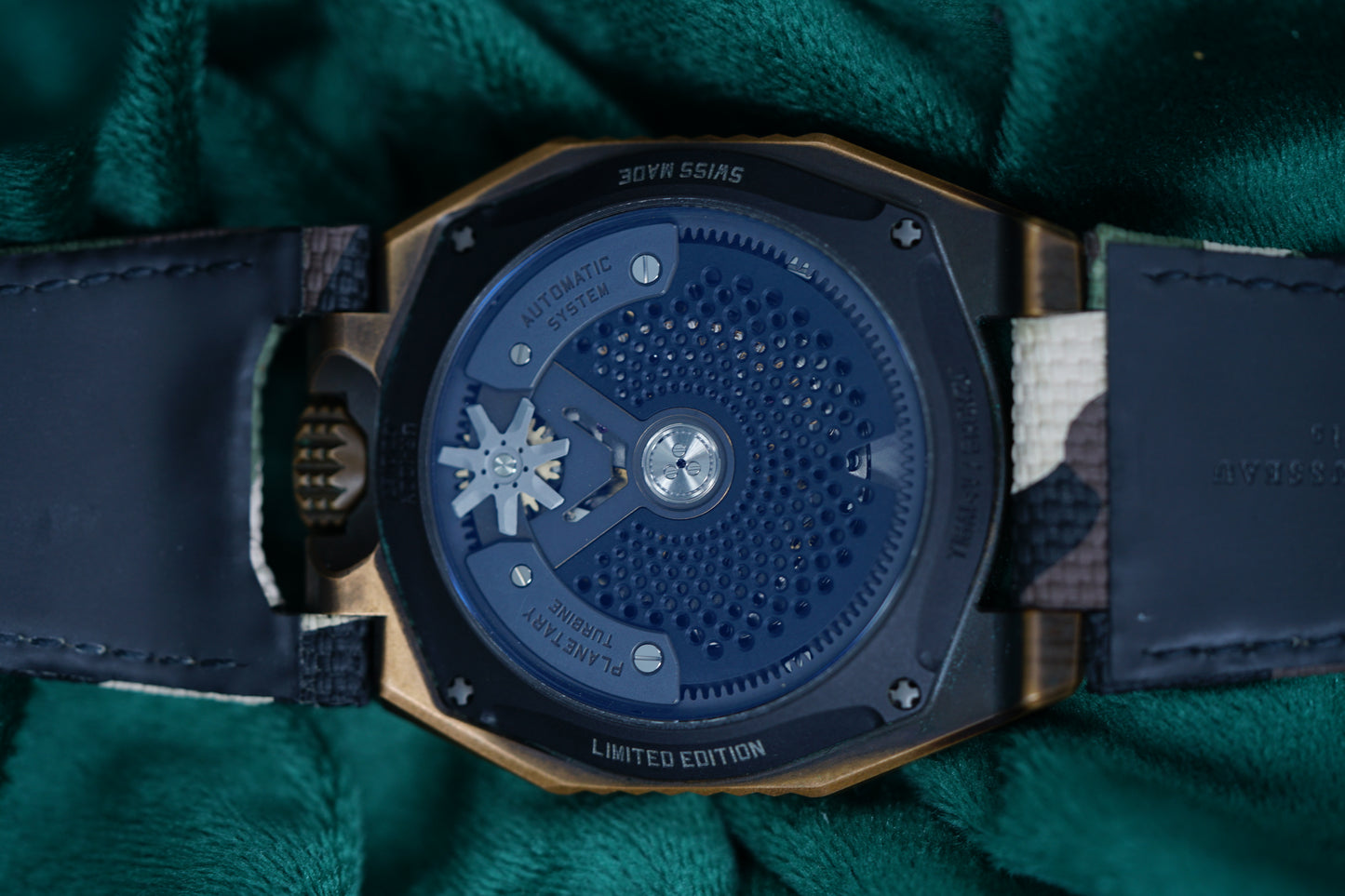 URWERK | Ref UR-100V | A Rare Avant-Garde Orbiting Satellite Bronze "T-Rex" Wristwatch