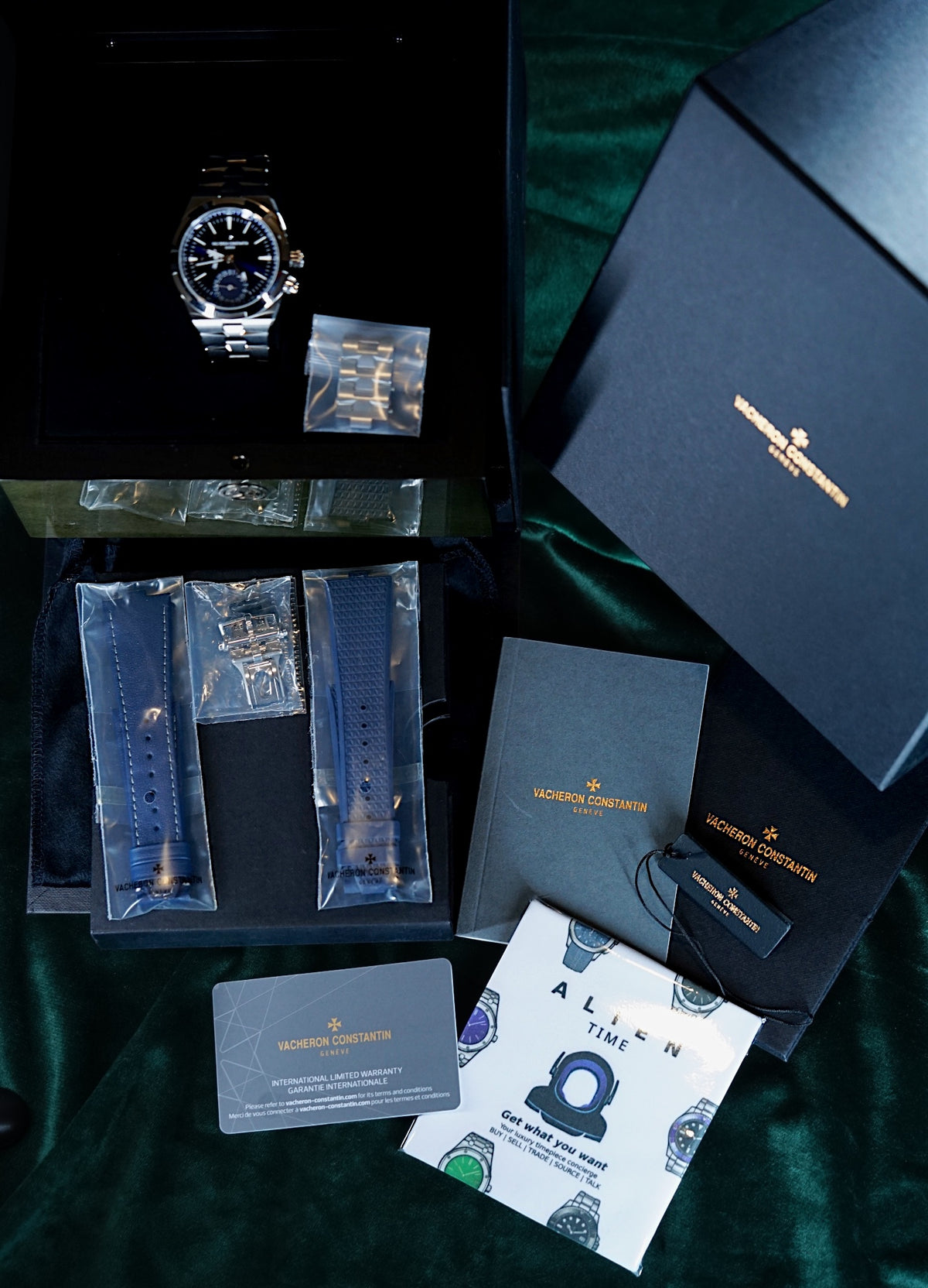 Vacheron Constantin Overseas Dual Time | Ref 7920V | A Blue Dial Dual Time Automatic Wristwatch