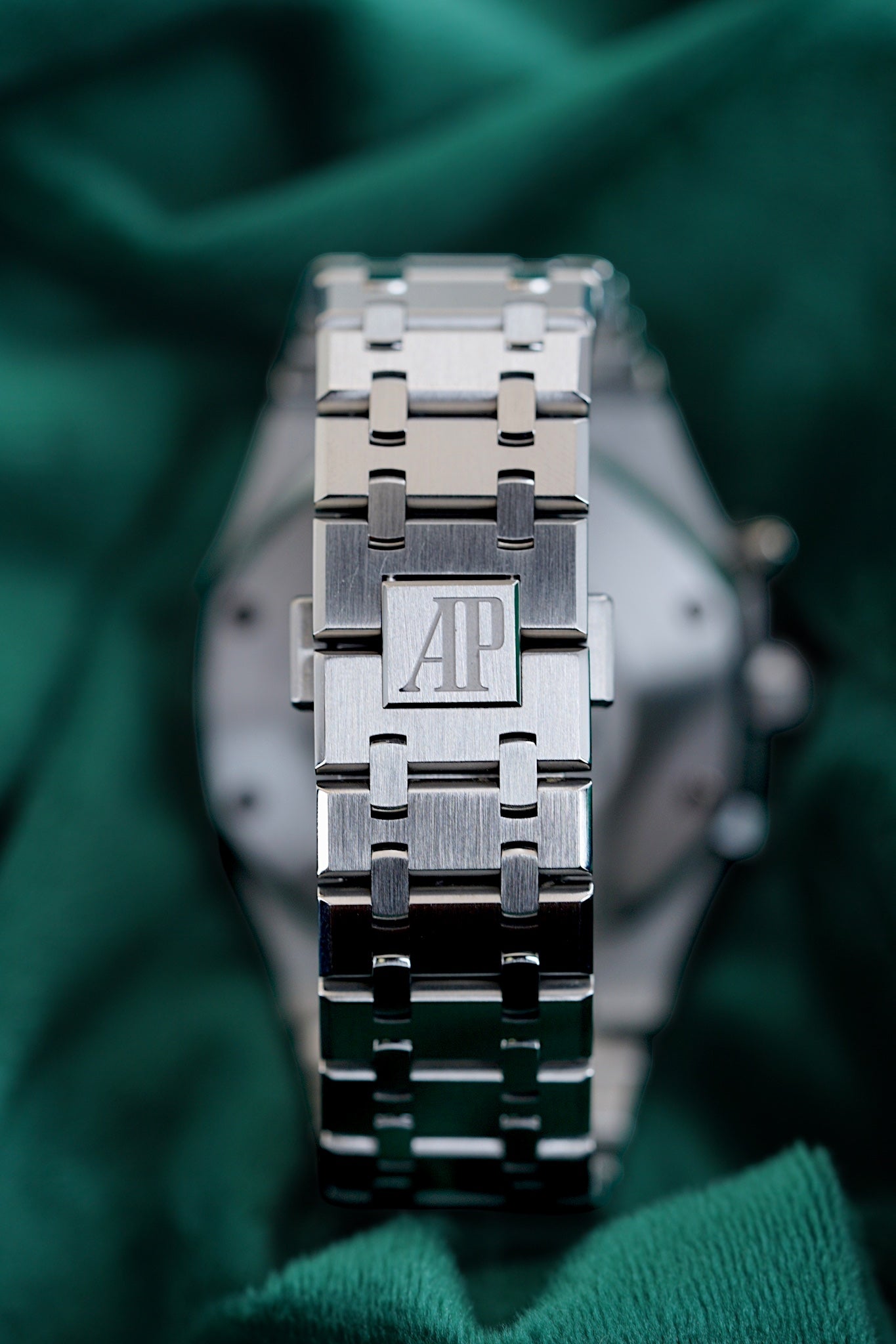 Audemars Piguet Royal Oak Chronograph | 26331ST | A Striking Black dial on a Steel bracelet Wristwatch