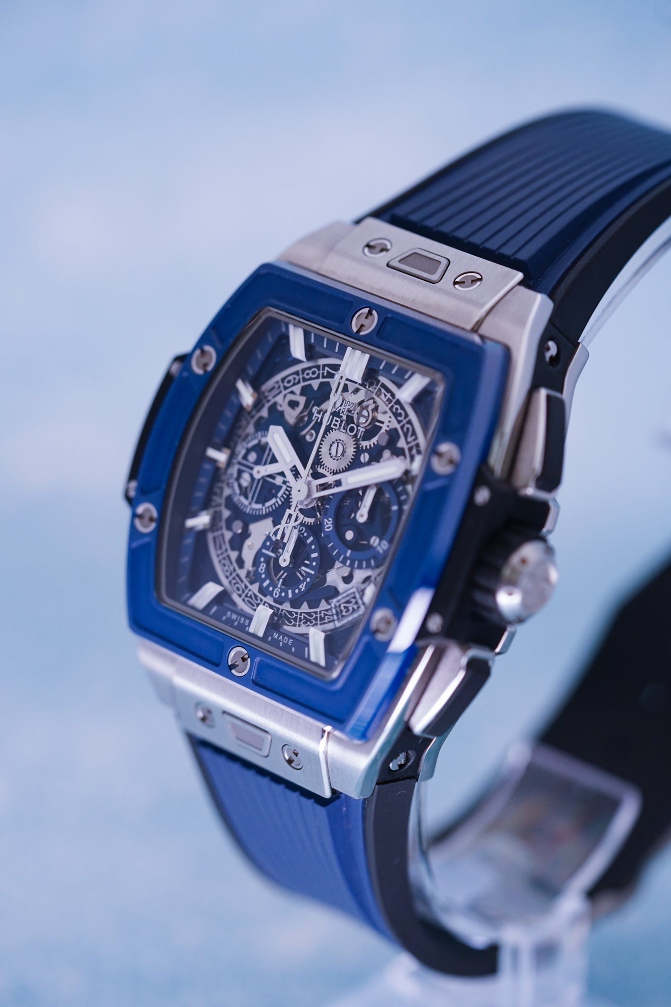 Hublot Big Bang Unico Blue Ceramic 642.NL.7170.RX Blue Ceramic Chronograph