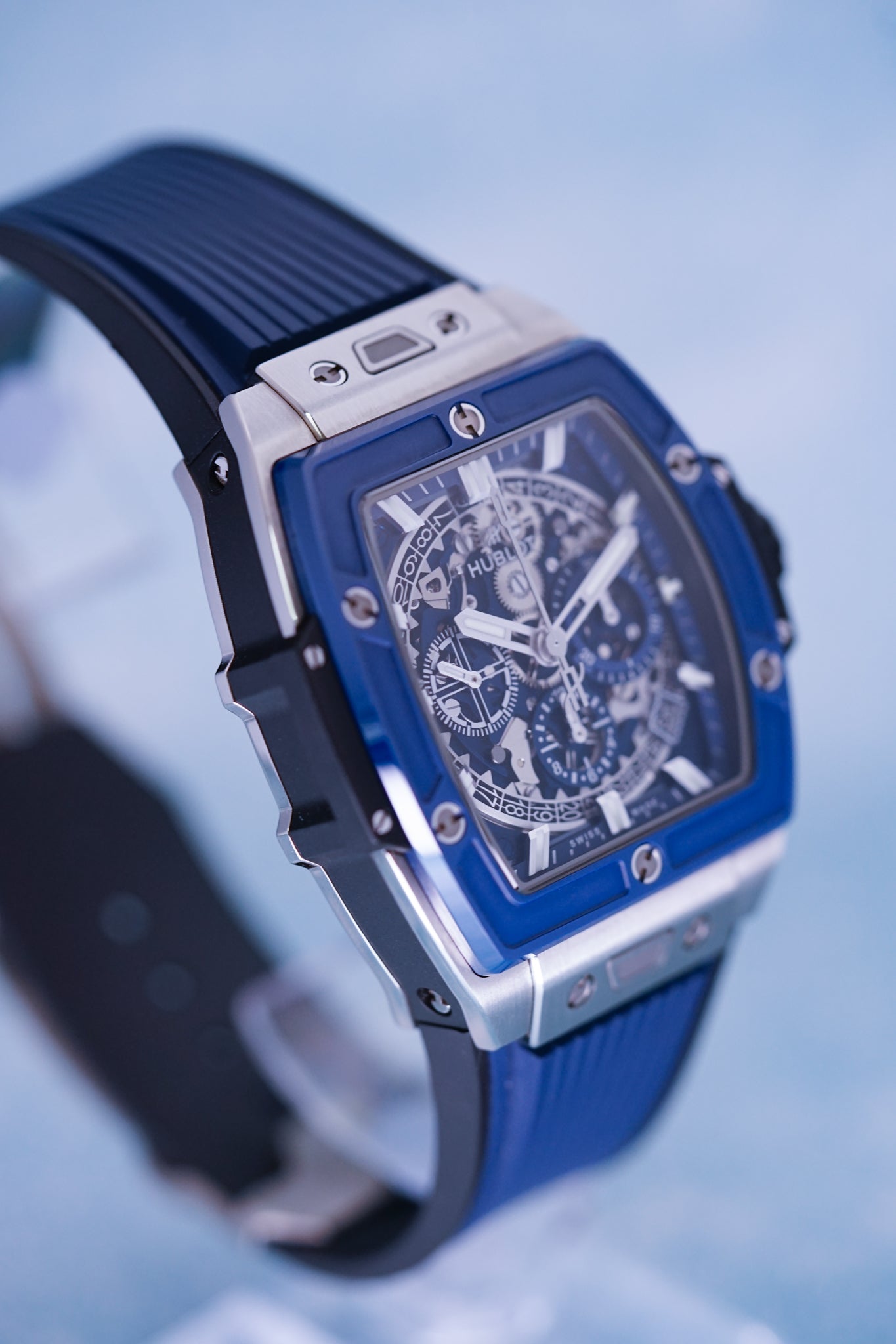 Hublot Big Bang Unico Blue Ceramic 642.NL.7170.RX Blue Ceramic Chronograph