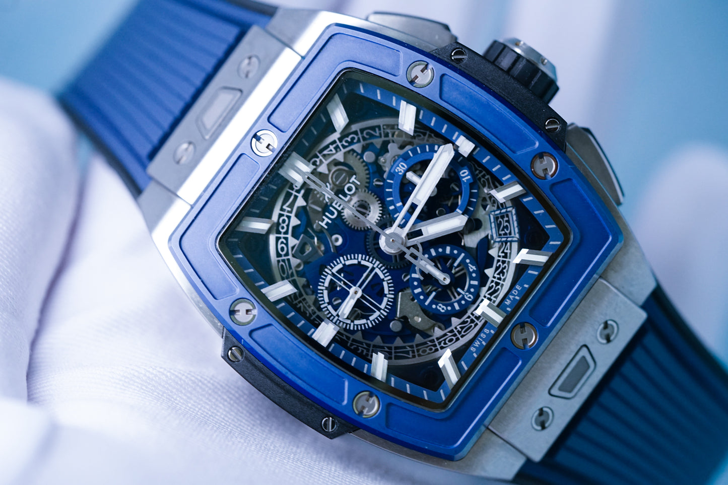 Hublot Big Bang Unico Blue Ceramic 642.NL.7170.RX Blue Ceramic Chronograph