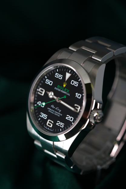 Rolex Air King ICONIC Pilot Dial FULL SET Guard Oystersteel Yellow Logo Air King Reference 126900 (Arabic Dial)