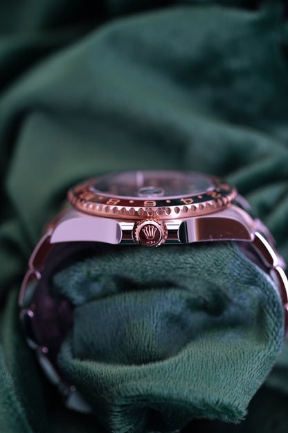 Rolex GMT-Master II Root Beer (Reference 126711CHNR) | a 40mm rose gold stainless steel automatic wristwatch with date and dual time| Full Set Two-Tone Everose Gold