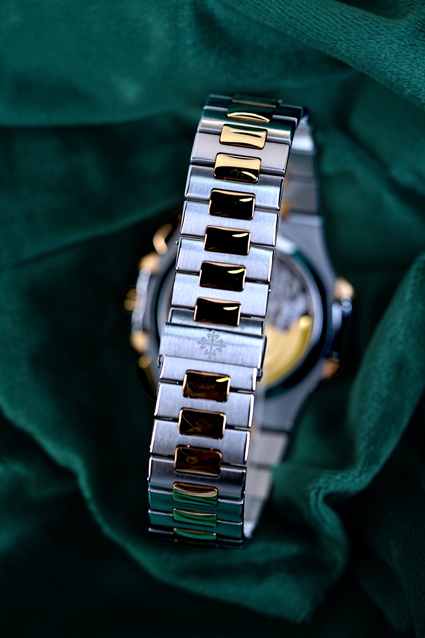 Patek Philippe Nautilus Chronograph Ref. 5980/1ar-001 | A Rare and Highly Attractive Stainless Steel and 18k Pink Gold Automatic Flyback Chronograph Wristwatch in Complete Set