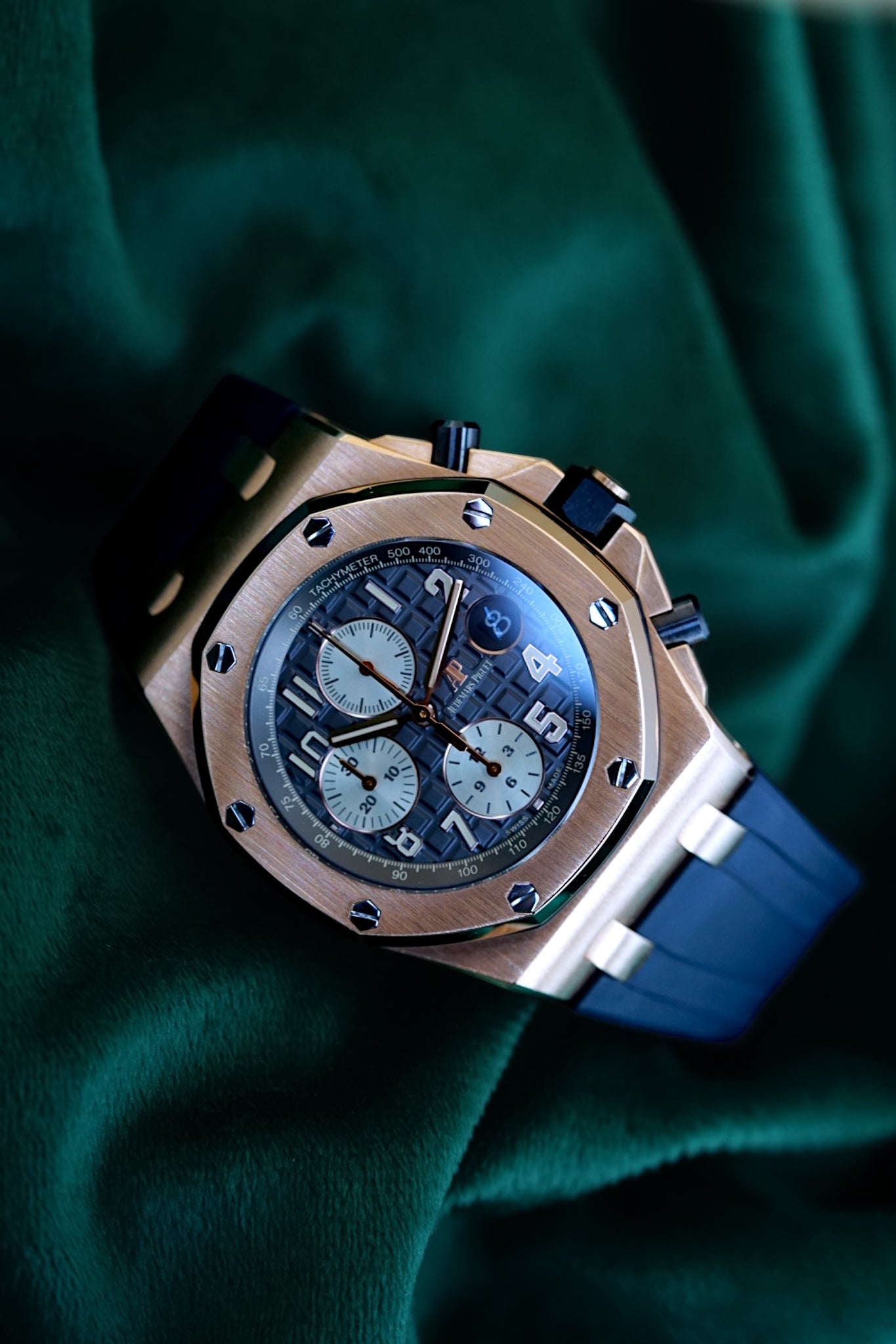 Audemars Piguet Royal Oak Offshore | Ref: 26470OR.OO.A125CR.01 | A 42mm Rose Gold Automatic Wristwatch With Date and Chronograph