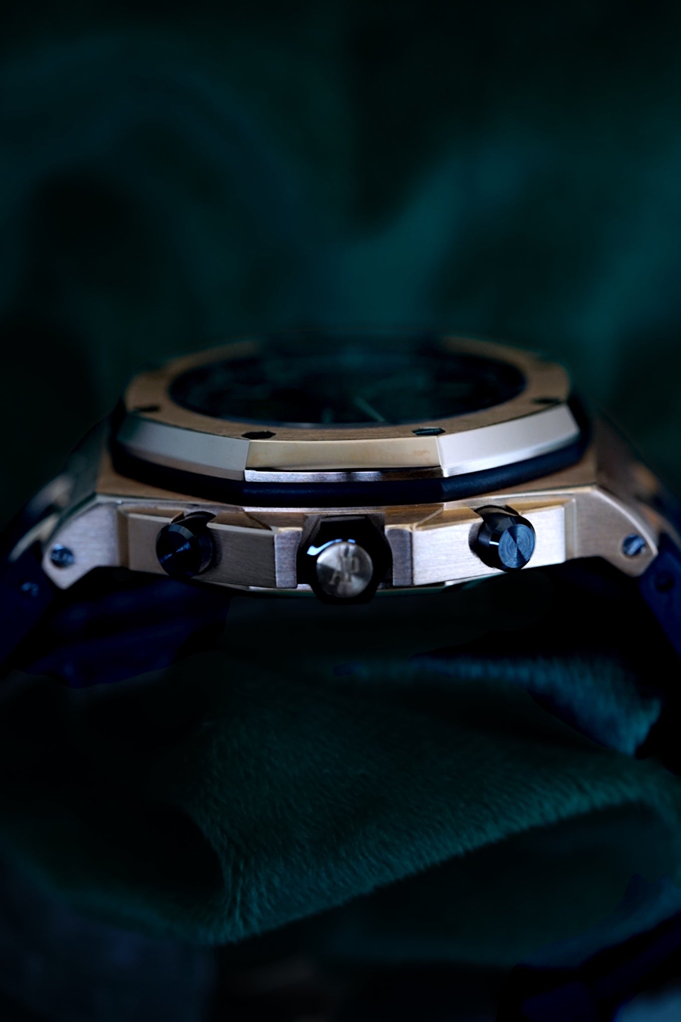 Audemars Piguet Royal Oak Offshore | Ref: 26470OR.OO.A125CR.01 | A 42mm Rose Gold Automatic Wristwatch With Date and Chronograph