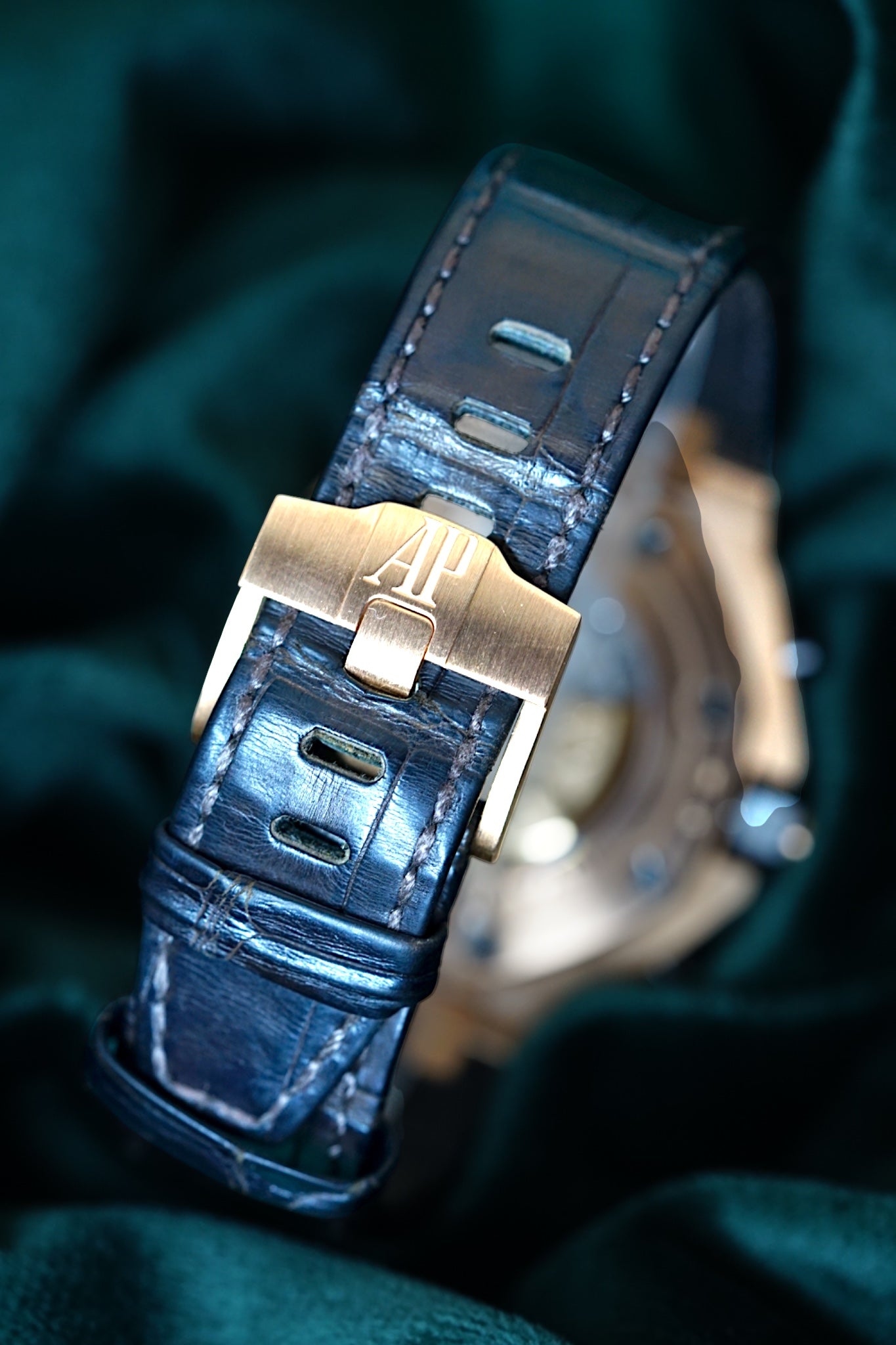 Audemars Piguet Royal Oak Offshore | Ref: 26470OR.OO.A125CR.01 | A 42mm Rose Gold Automatic Wristwatch With Date and Chronograph